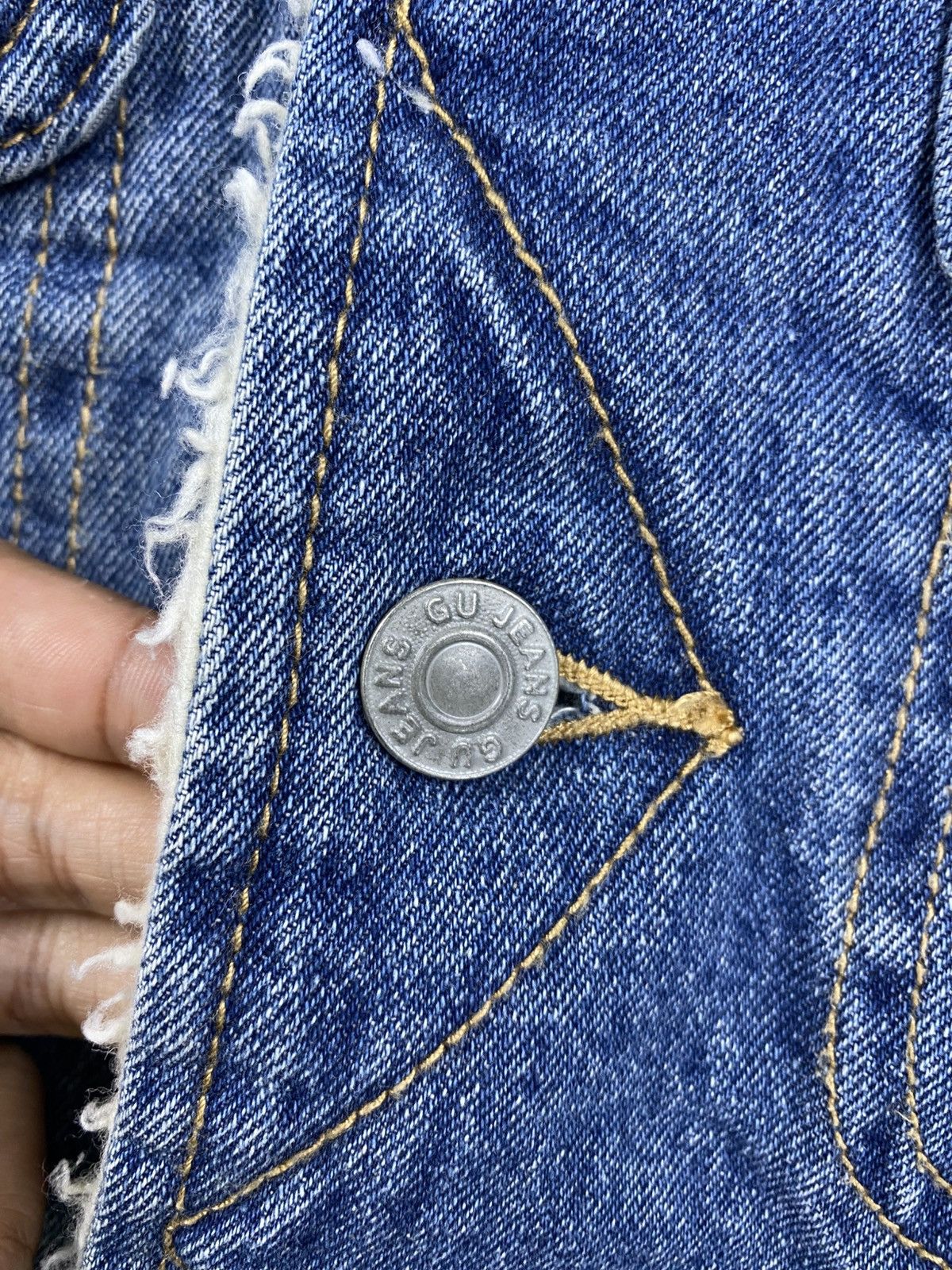 GU GU Japan Blue Wash Denim Sherpa Trucker Jacket Size US M / EU 48-50 / 2 - 9 Thumbnail