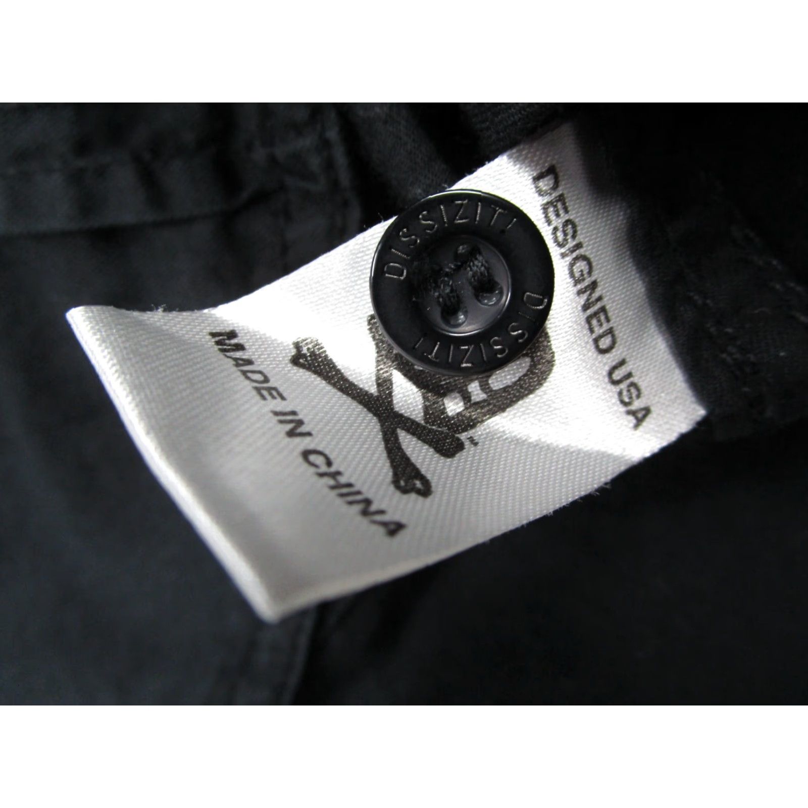 Vintage VINTAGE Dissizit! Shirt Mens XL Black Snap Front Long Sleeve Army Military Button-Up Pockets 100% Cotton Retro Mens Size US XL / EU 56 / 4 - 4 Thumbnail