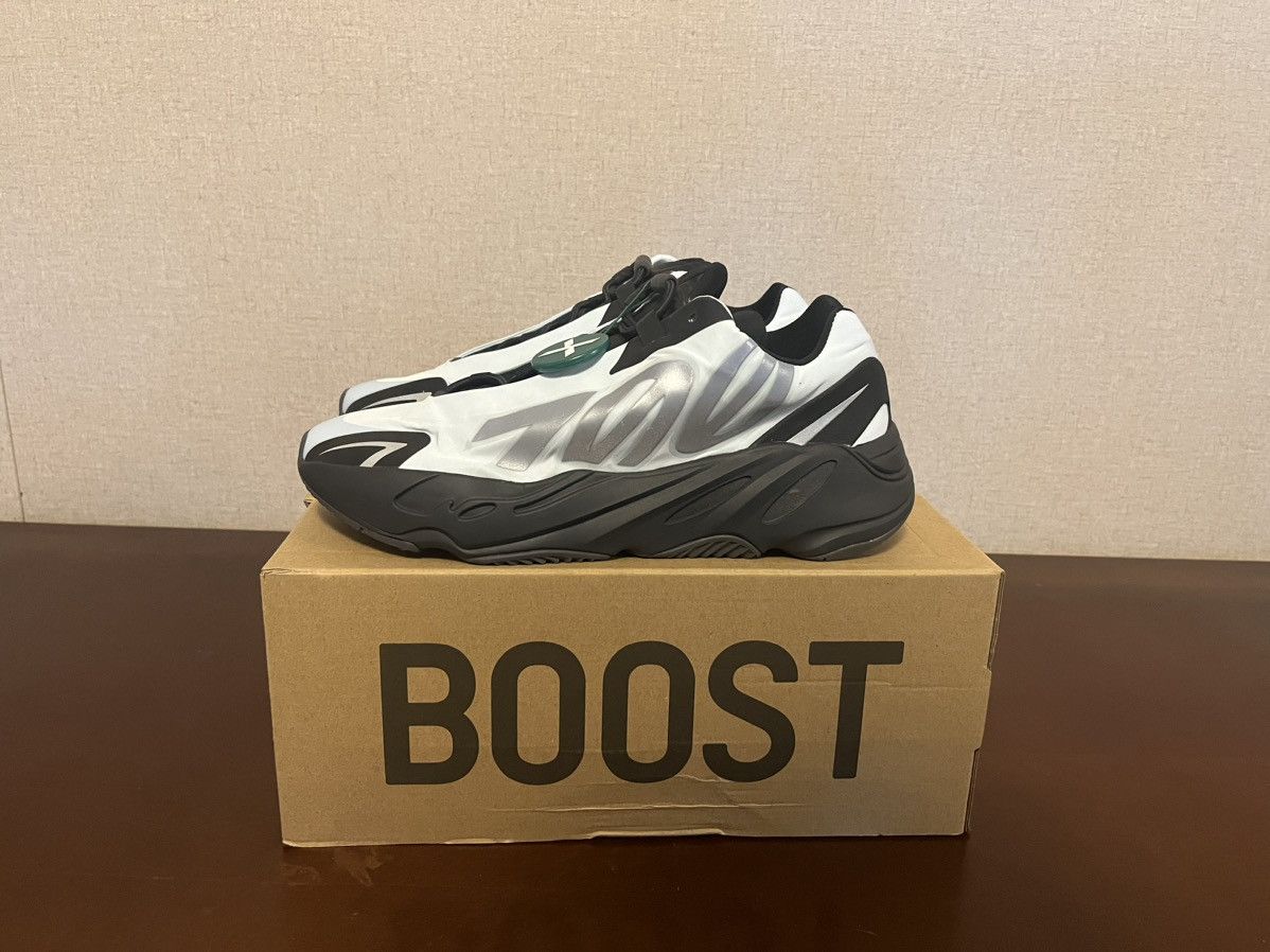 Adidas × Designer Yeezy Boost 700 Size US 10.5 / EU 43-44 - 6 Thumbnail