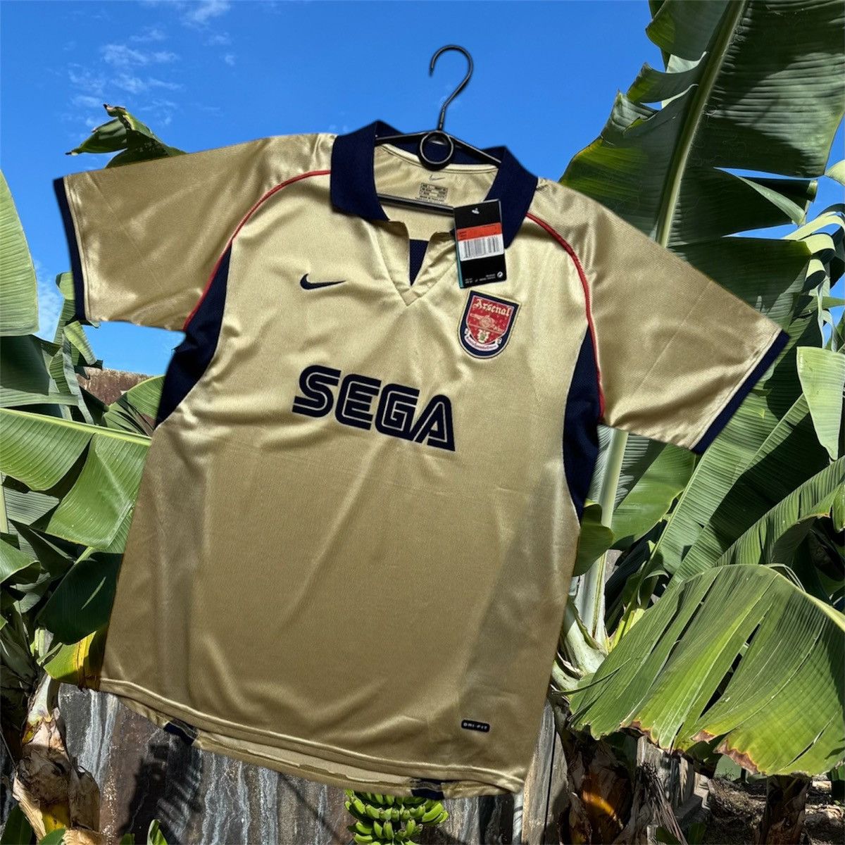 Nike × Vintage Vintage Arsenal soccer jersey Nike Gold women's L rare Size L / US 10 / IT 46 - 1 Thumbnail