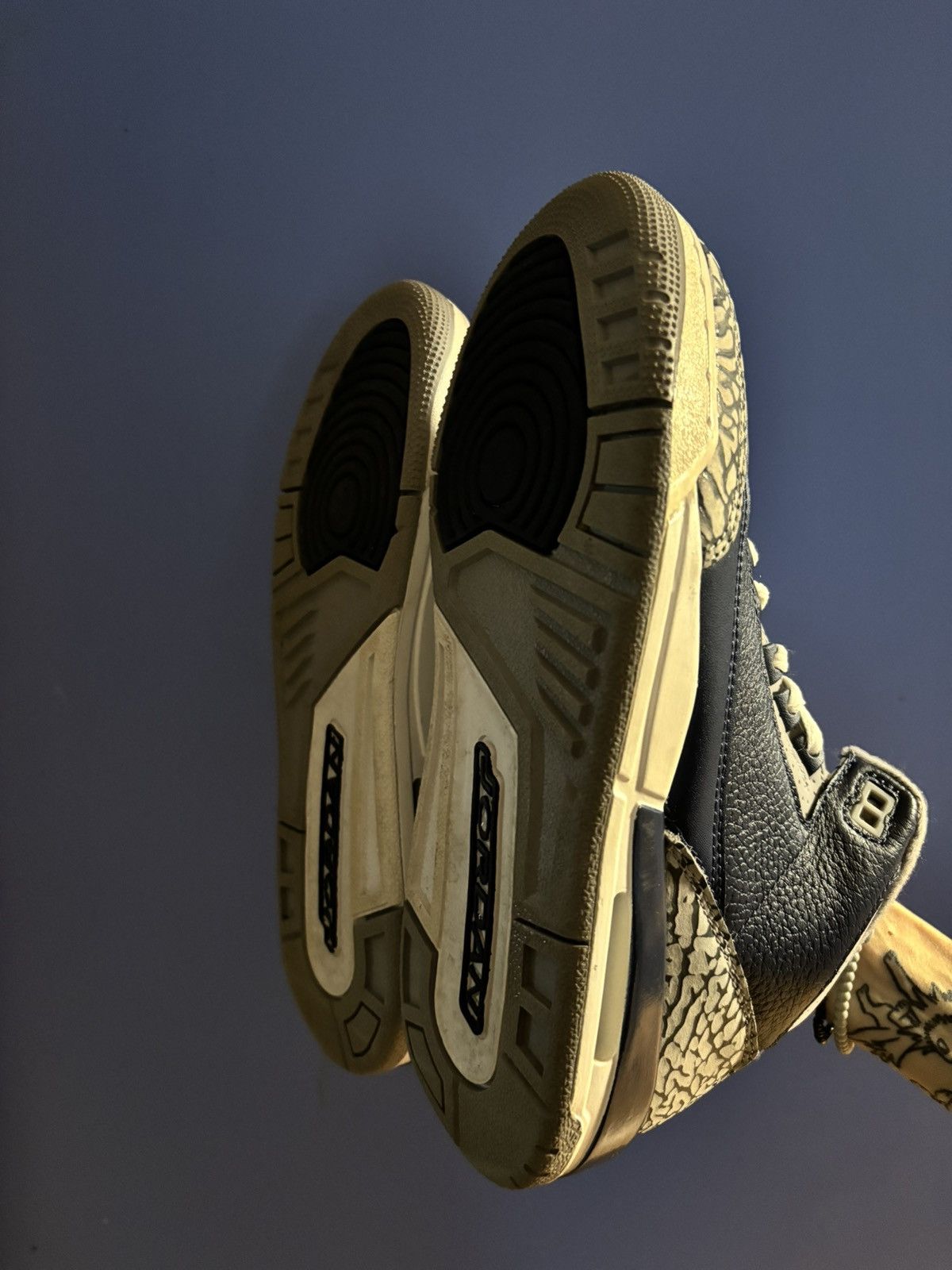 Jordan Brand × Nike Air Jordan 3 Retro GS ‘Georgetown’ Size US 6.5 / EU 39-40 - 5 Thumbnail