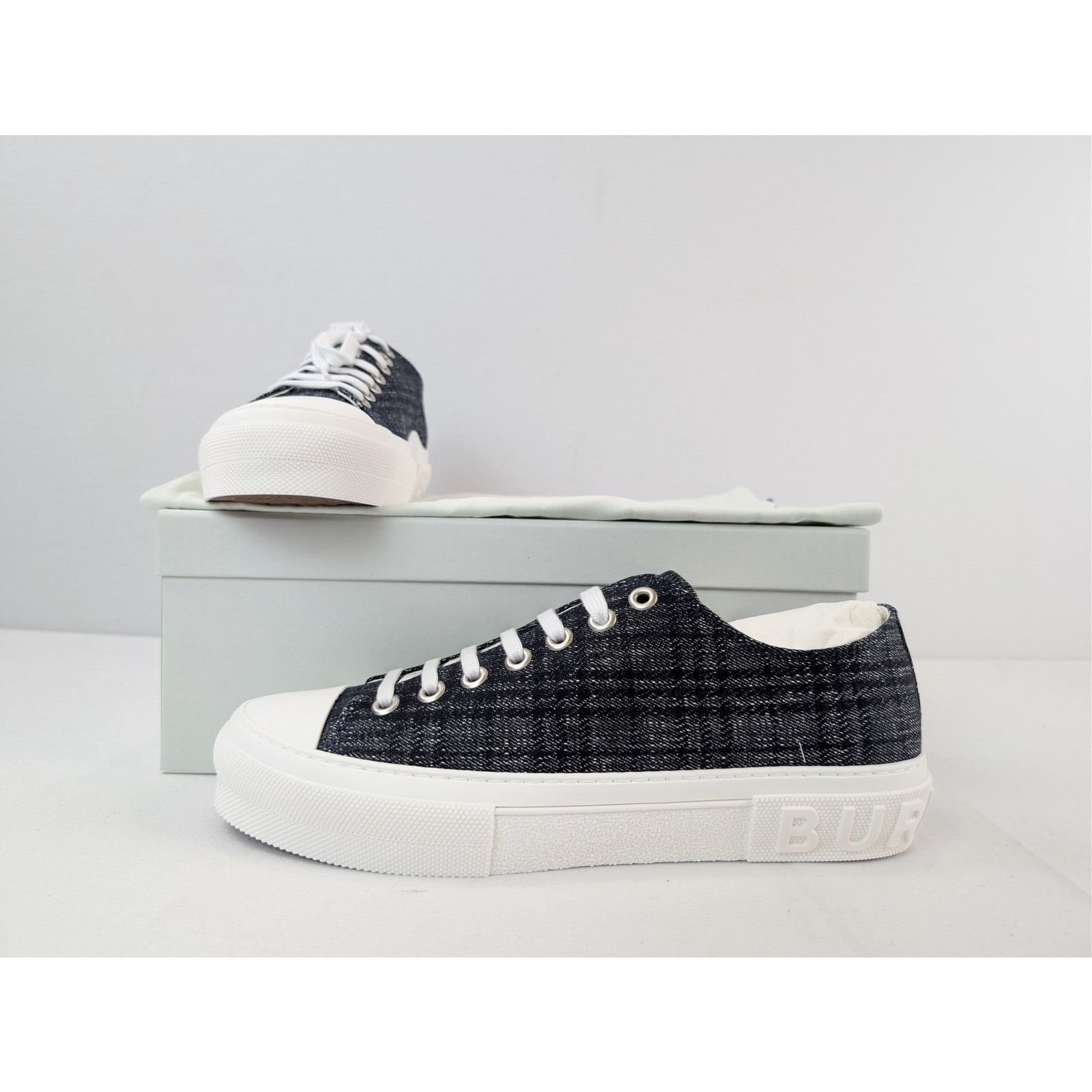 Burberry o1rshd1 Jack Check denim low-top sneakers white rubber sole Size US 12 / EU 45 - 21 Thumbnail