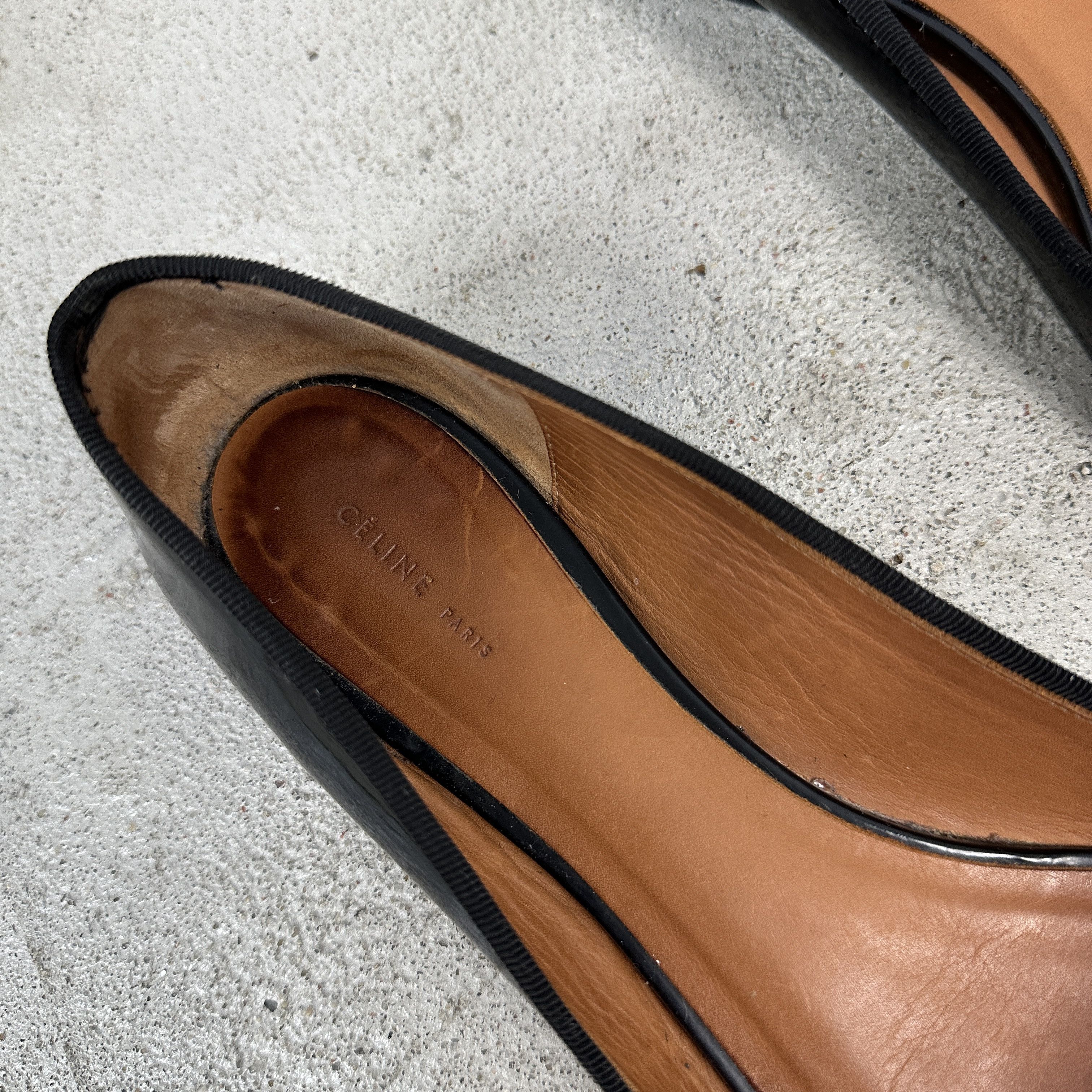 Vintage Vintage Y2K Avant Garde Leather Celine Bows Ballerinas Size US 7 / IT 37 - 8 Thumbnail