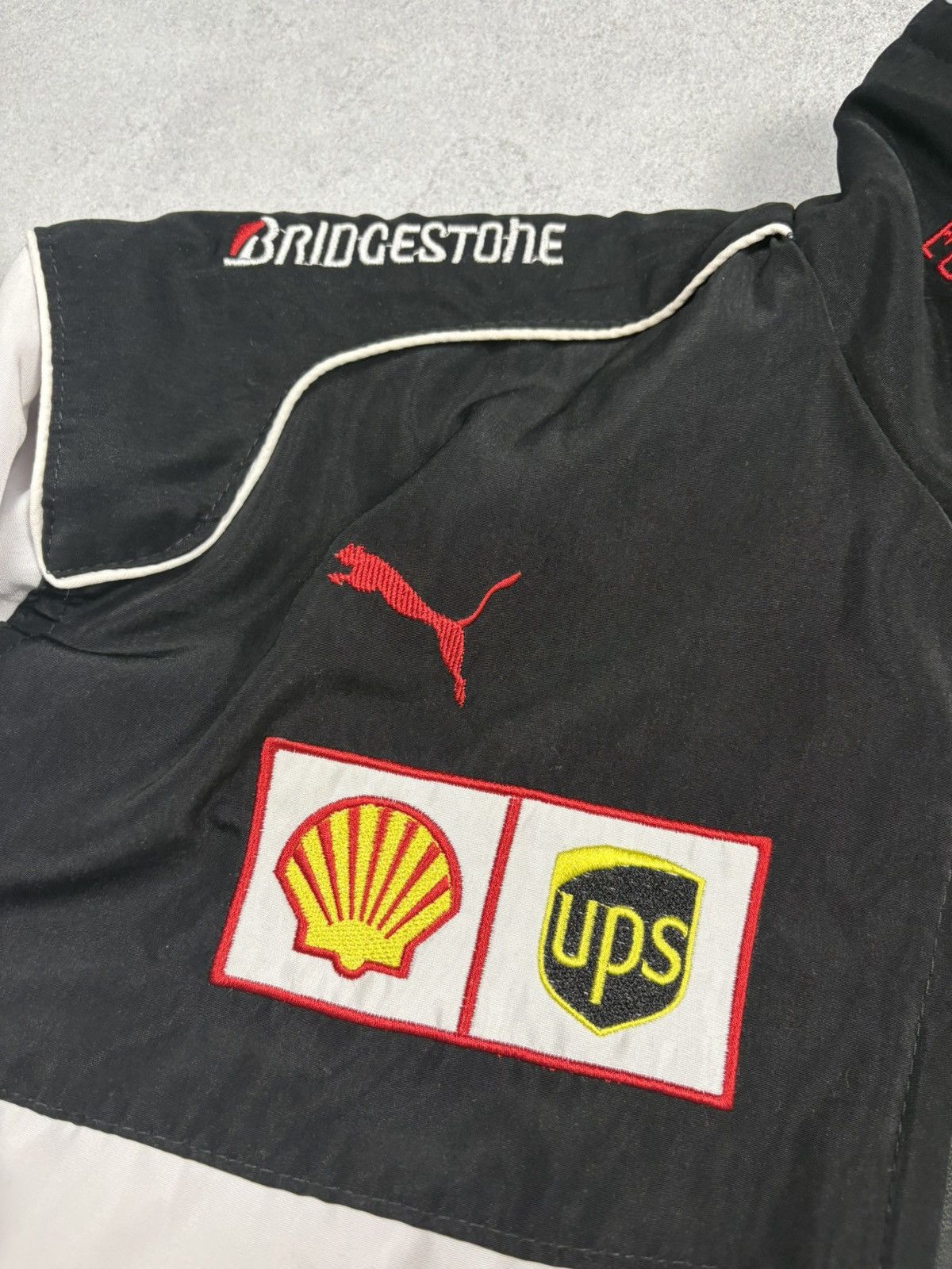 Ferrari Vintage Ferrari F1 Racing Jacket Puma Shell UPS Bridgestone Size US M / EU 48-50 / 2 - 7 Thumbnail