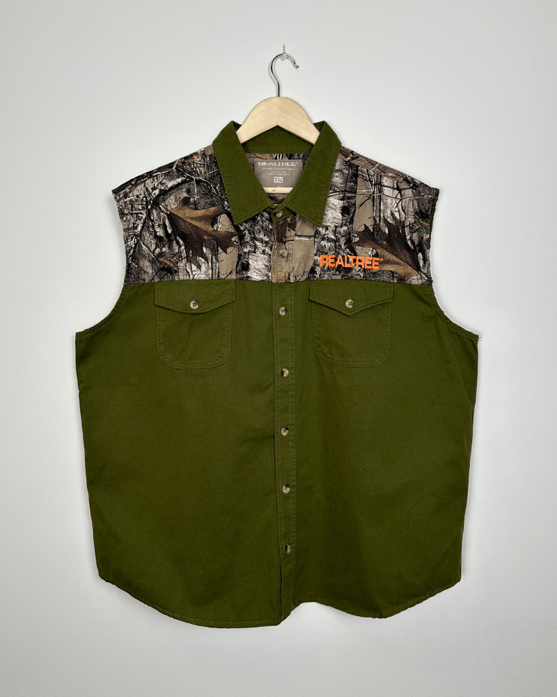 Realtree RealTree Camo Button-Up Cut-Off Vest - Size 2XL / XXL Size US XXL / EU 58 / 5 - 3 Thumbnail