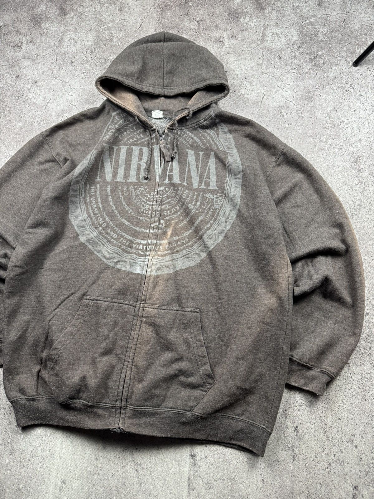 Band Tees Vintage 90 NIRVANA KURT COBAIN Grunge Memory Faded Hoodie Size US XL / EU 56 / 4 - 2 Thumbnail