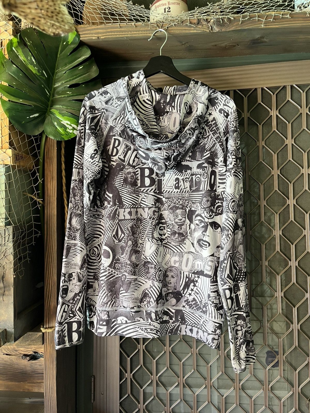 Volcom Punk graphic zip up hoodie Size US M / EU 48-50 / 2 - 2 Thumbnail