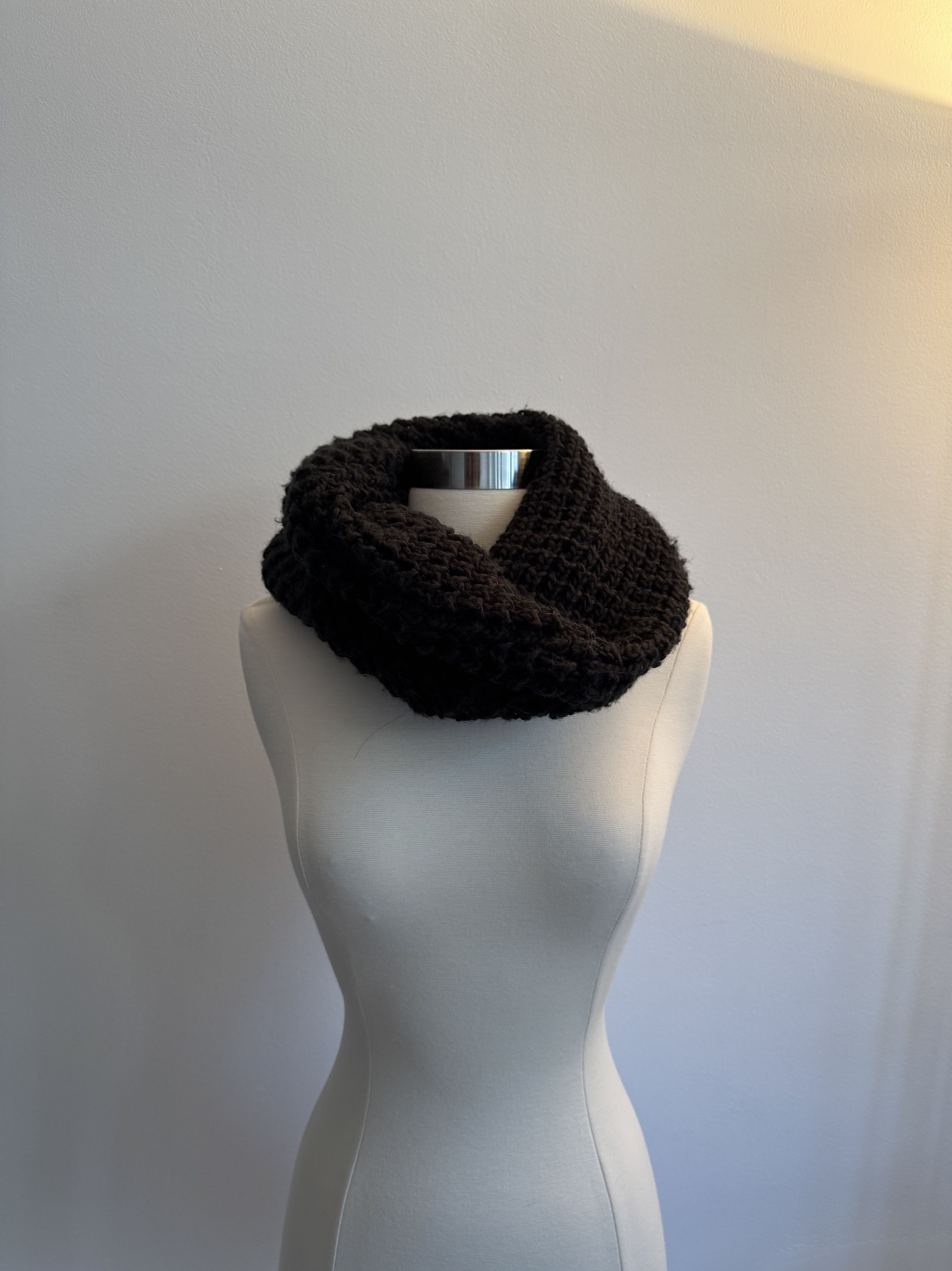 Other Knitted Infinity Scarf Size ONE SIZE - 2 Thumbnail