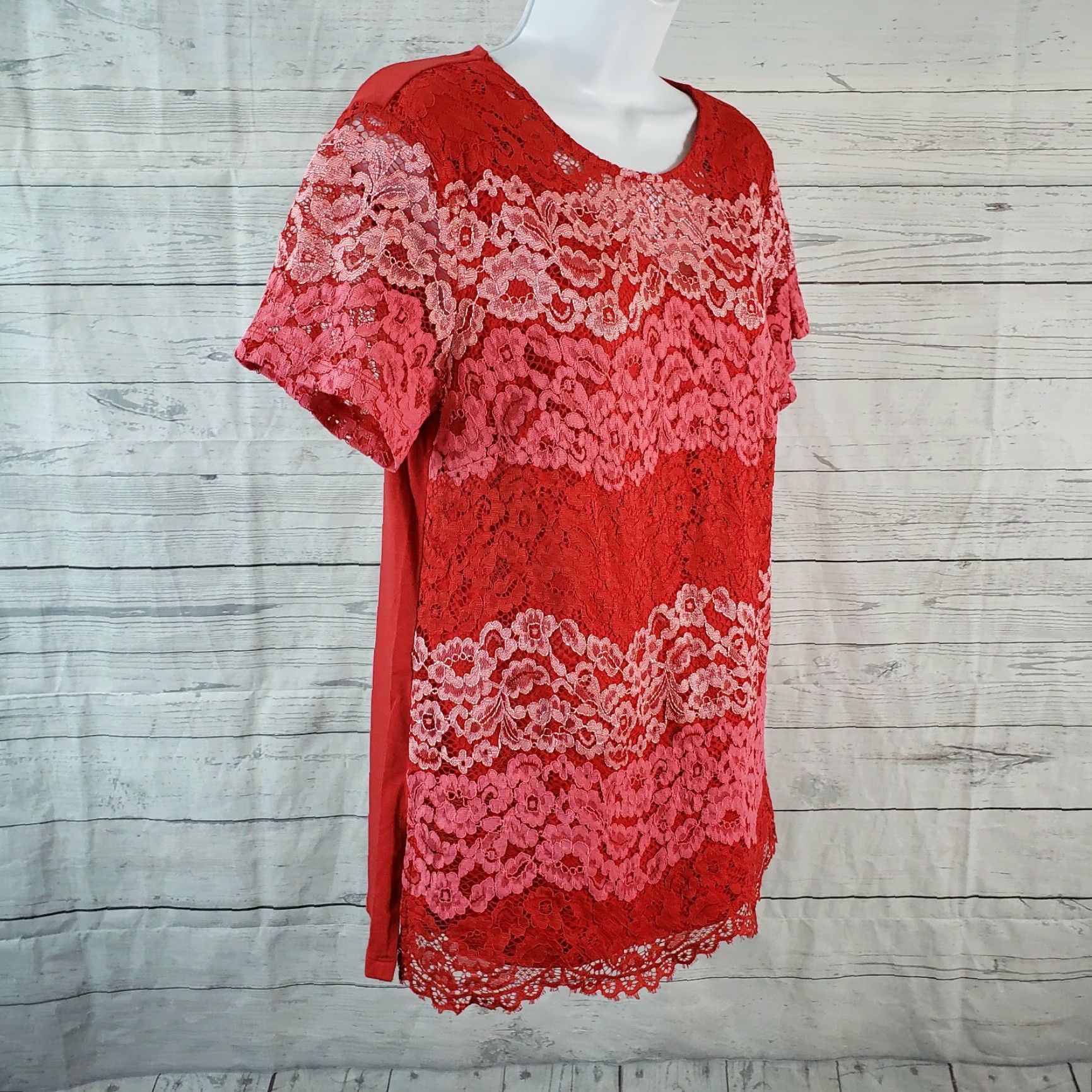 Isaac Mizrahi Isaac Mizrahi Live Womens Top Shirt Medium Red Lace Overlay Short Sleeve Size M / US 6-8 / IT 42-44 - 3 Thumbnail
