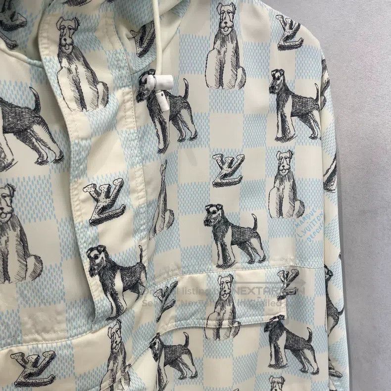 Louis Vuitton Louis Vuitton Co-branded Dog Cartoon Hoodie Size US L / EU 52-54 / 3 - 3 Thumbnail