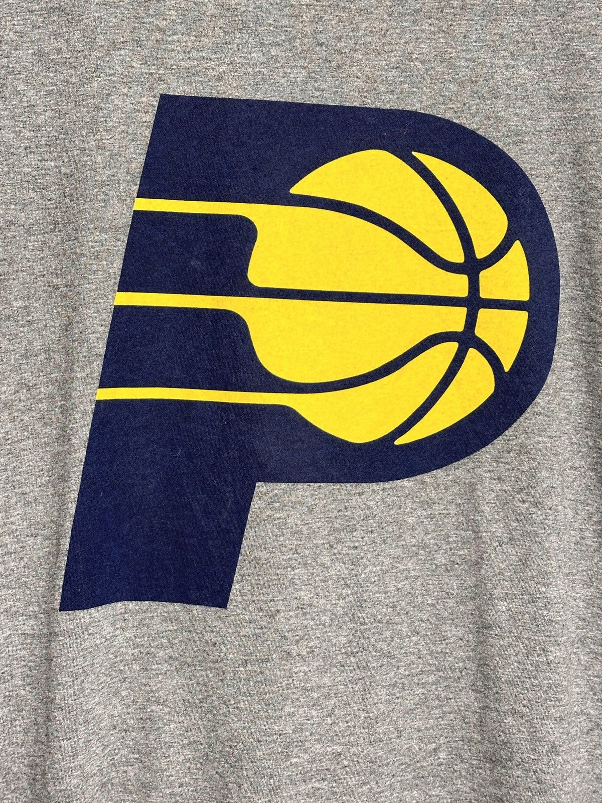 Fruit Of The Loom × NBA NBA Indiana Pacers Fruit of the loom Tee Size US XL / EU 56 / 4 - 2 Thumbnail