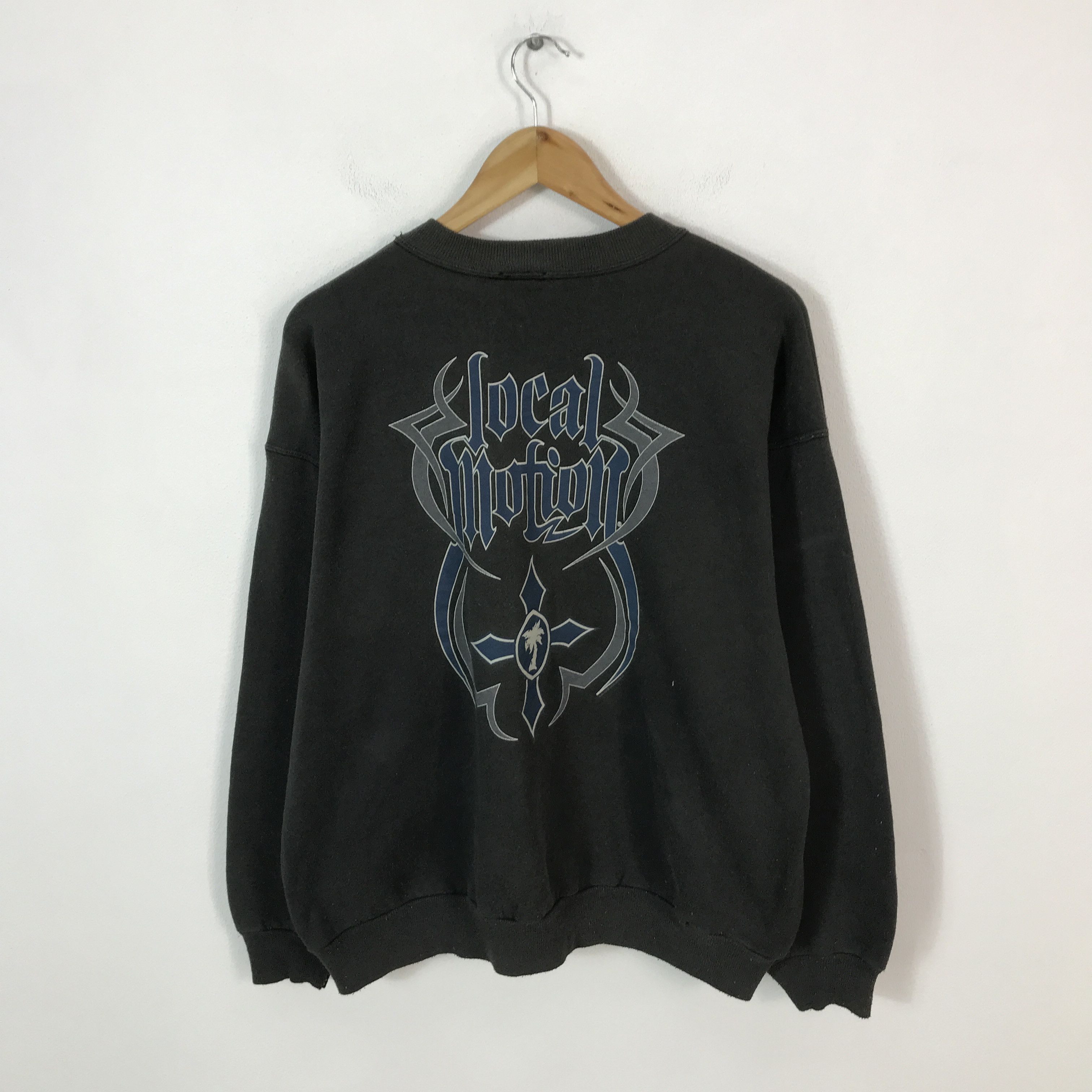 Japanese Brand Vtg local motion black faded style Sweatshirt Size US L / EU 52-54 / 3 - 1 Thumbnail