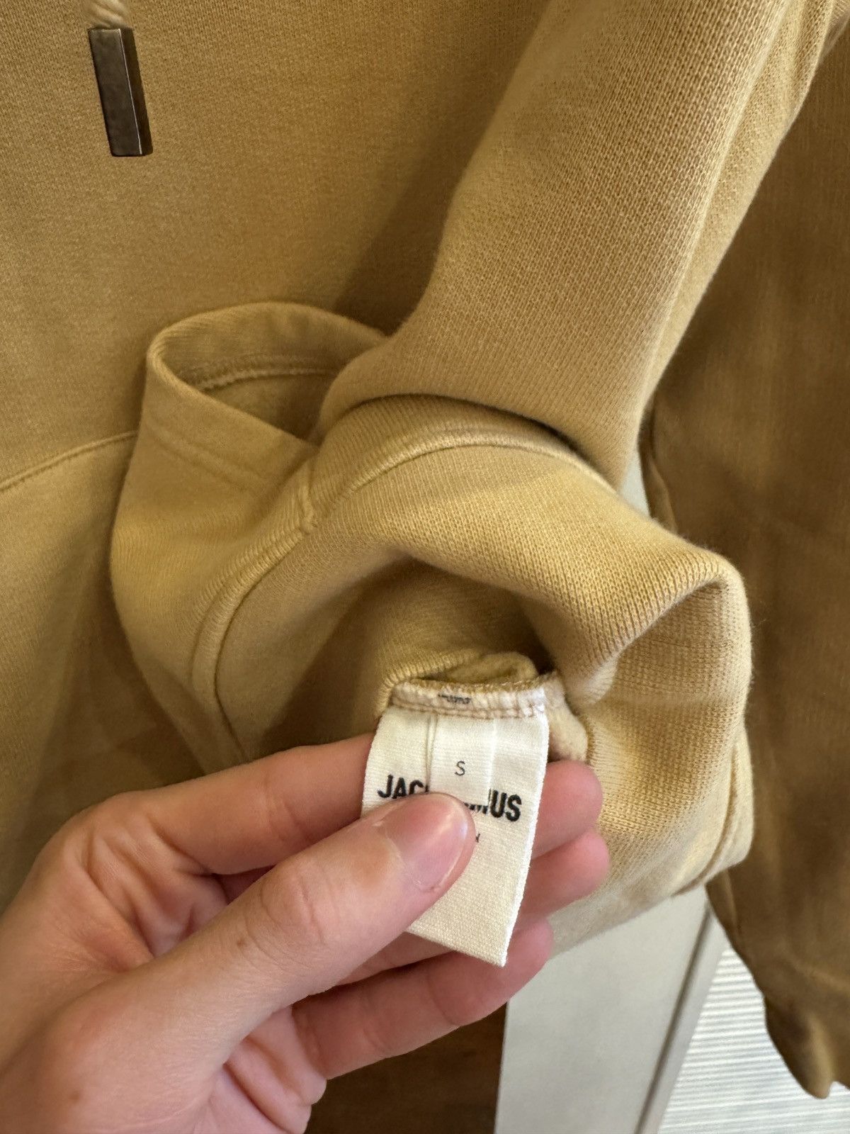 Jacquemus Jacquemus Beige Hoodie with Logo Embroidery Size US S / EU 44-46 / 1 - 5 Thumbnail