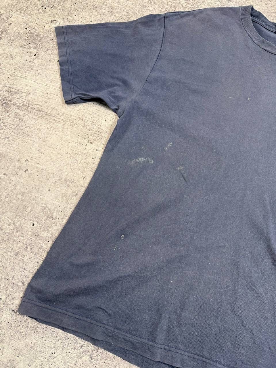 Quiksilver Vintage Quiksilver Sun Faded Painted Big Logo T-Shirt Y2K Size US L / EU 52-54 / 3 - 8 Thumbnail