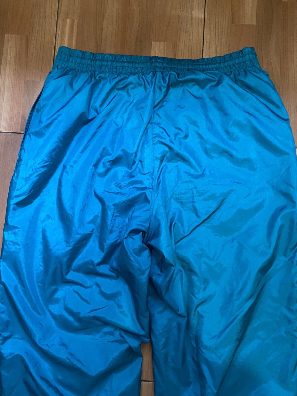 Adidas Vintage adidas Original nylon pants size M Size US 40 / EU 56 - 7 Thumbnail