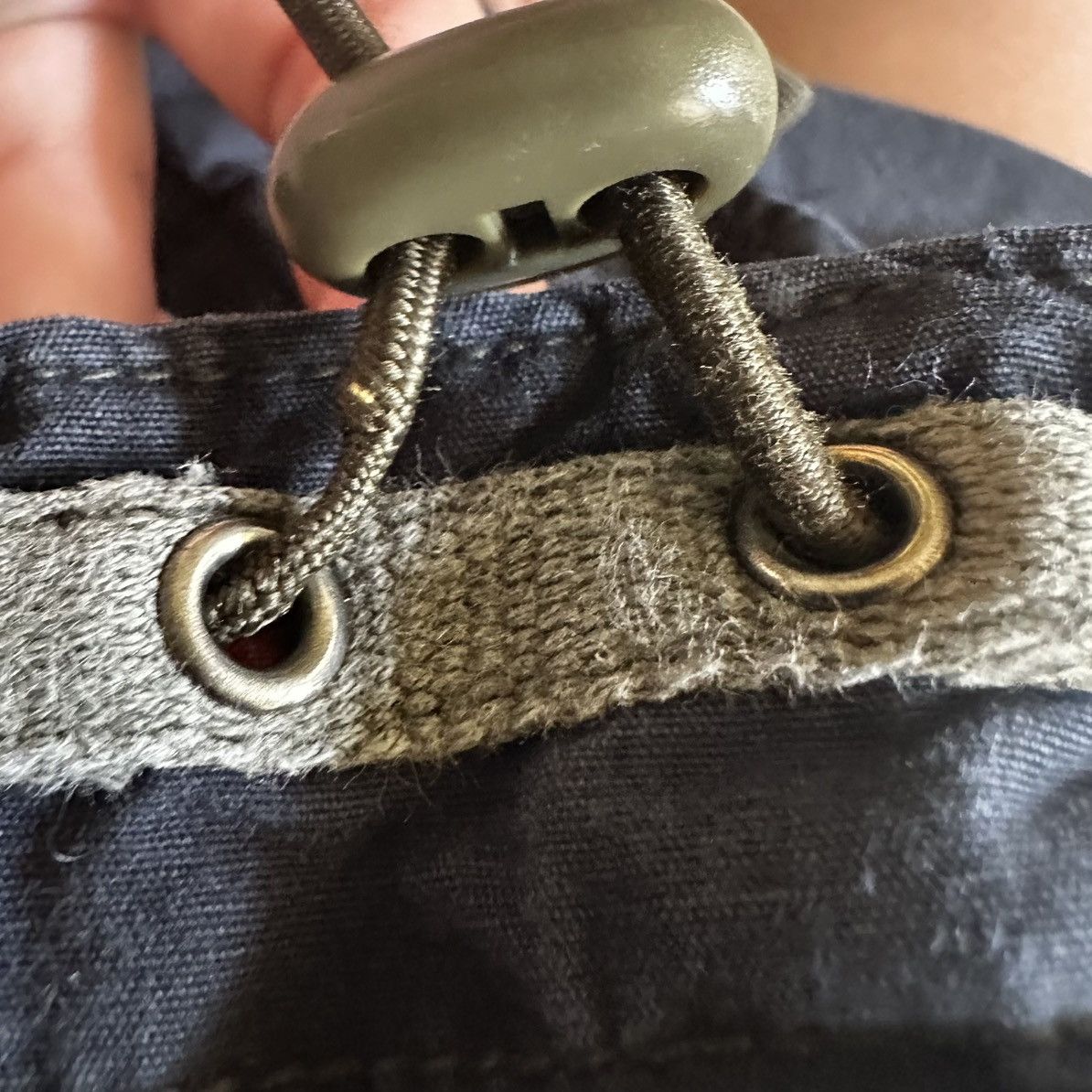 Abercrombie & Fitch VTG Y2K Abercrombie & Fitch Utility Cargo Shorts Thrashed Size US 34 / EU 50 - 14 Thumbnail