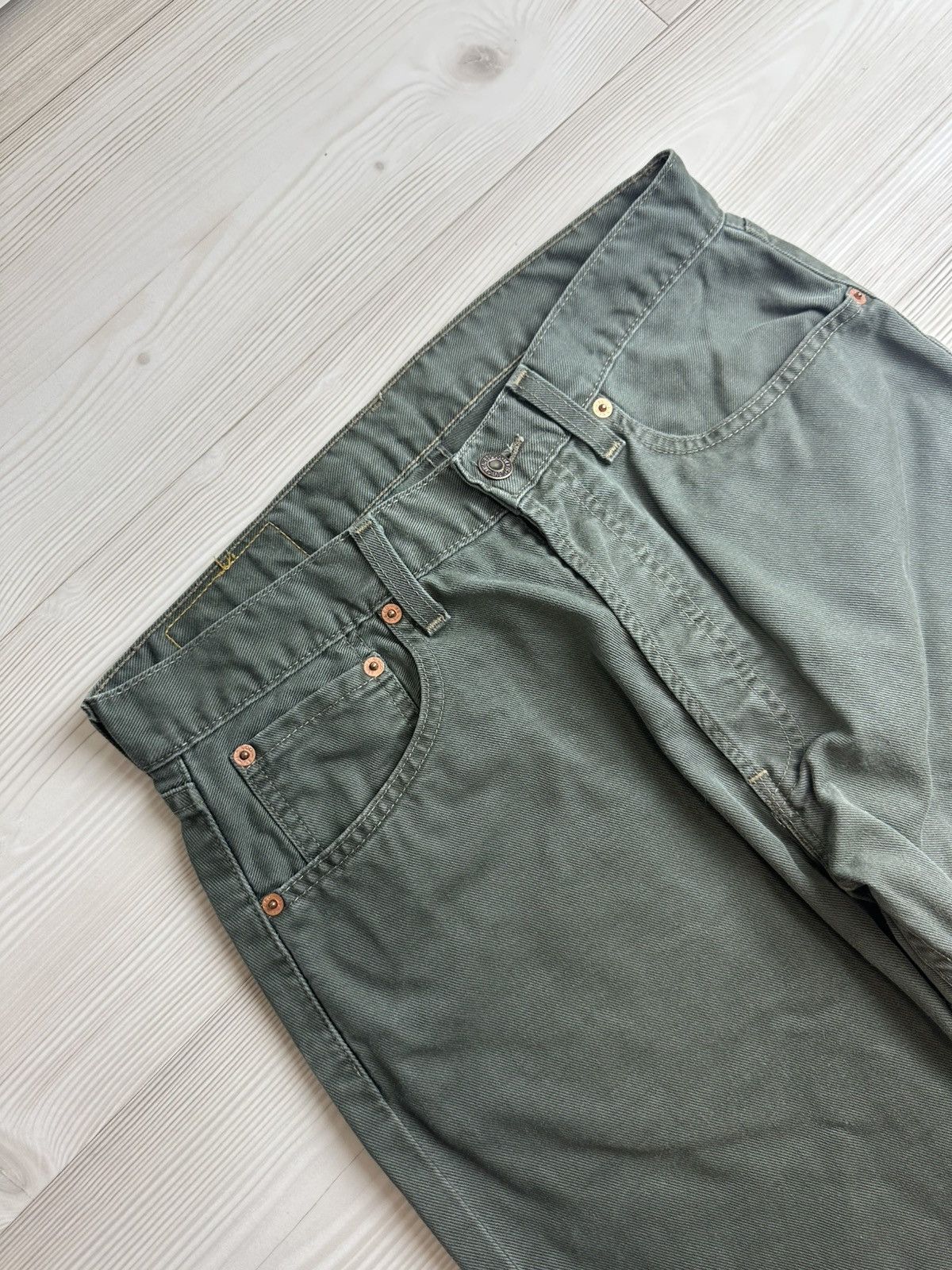 Levi's Vintage Clothing Vintage Levi’s 551 32/30 96’ green Size US 32 / EU 48 - 3 Thumbnail