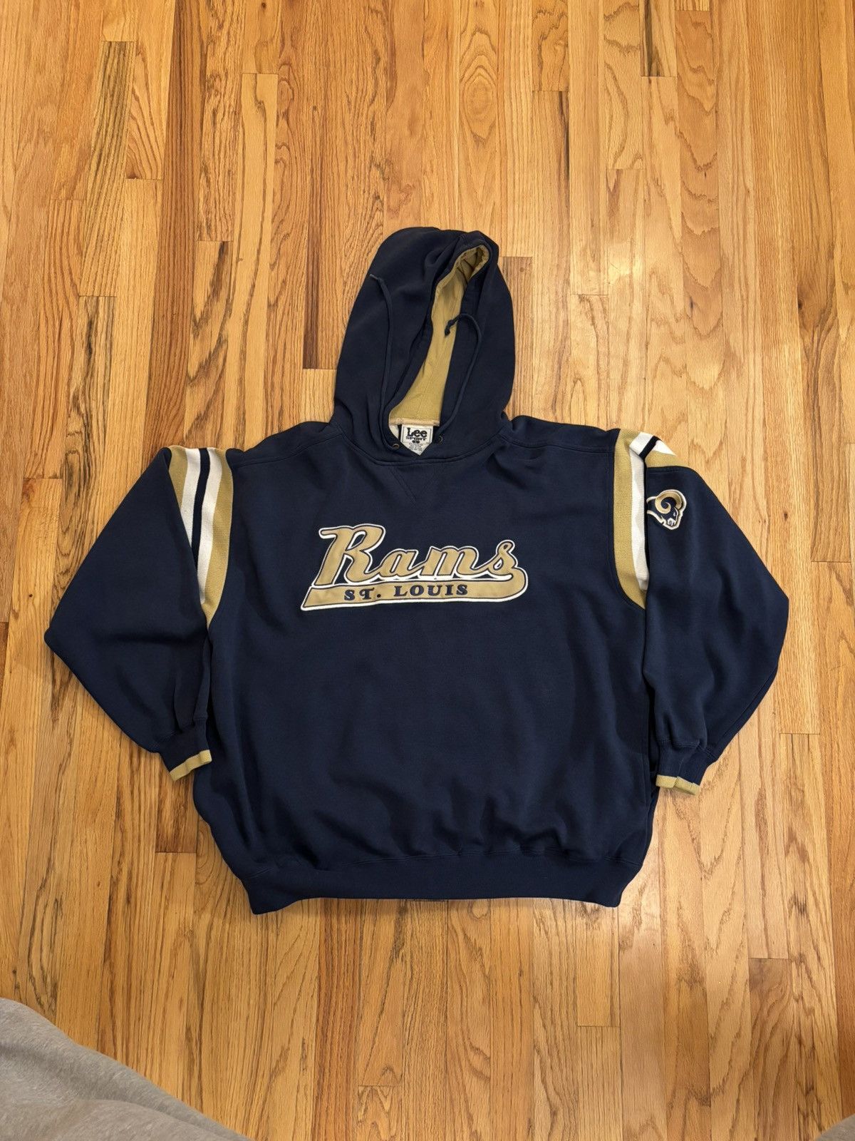 Lee Vintage Lee Sport St. Louis Rams hoodie Size US L / EU 52-54 / 3 - 1 Thumbnail