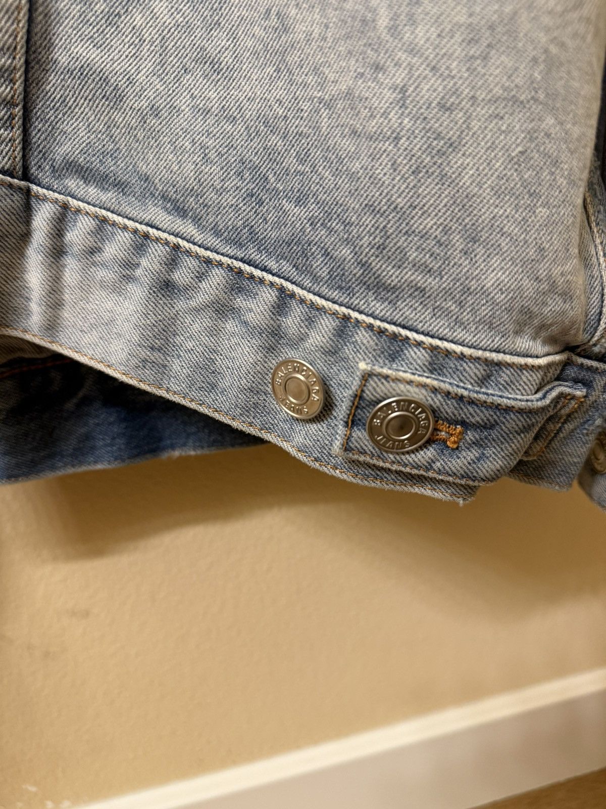 Balenciaga Balenciaga Denim Jacket Size US XL / EU 56 / 4 - 6 Thumbnail