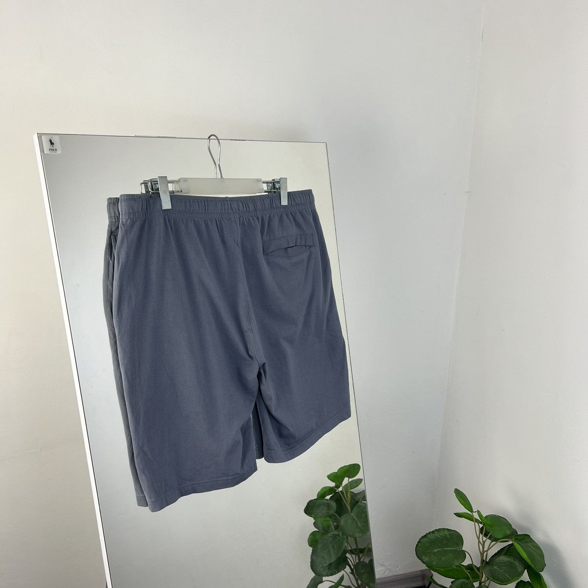 Nike Vintage Nike Mini Logo Cotton Baggy Shorts Streetwear Style Size US 38 / EU 54 - 2 Thumbnail