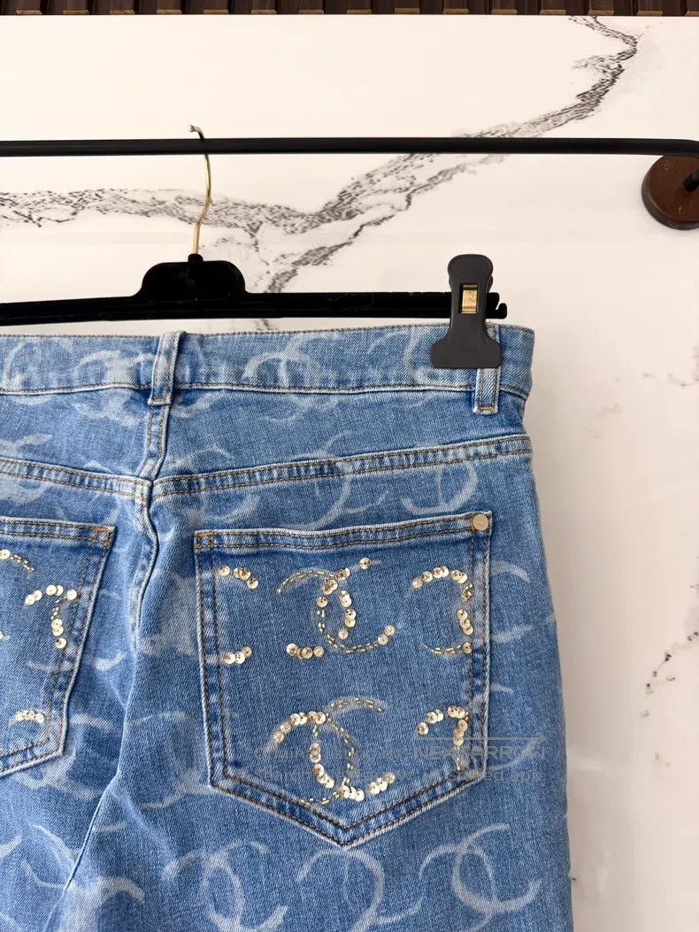 Chanel Chanel Blue sequin double C print denim pants Size US 38 / EU 54 - 4 Thumbnail
