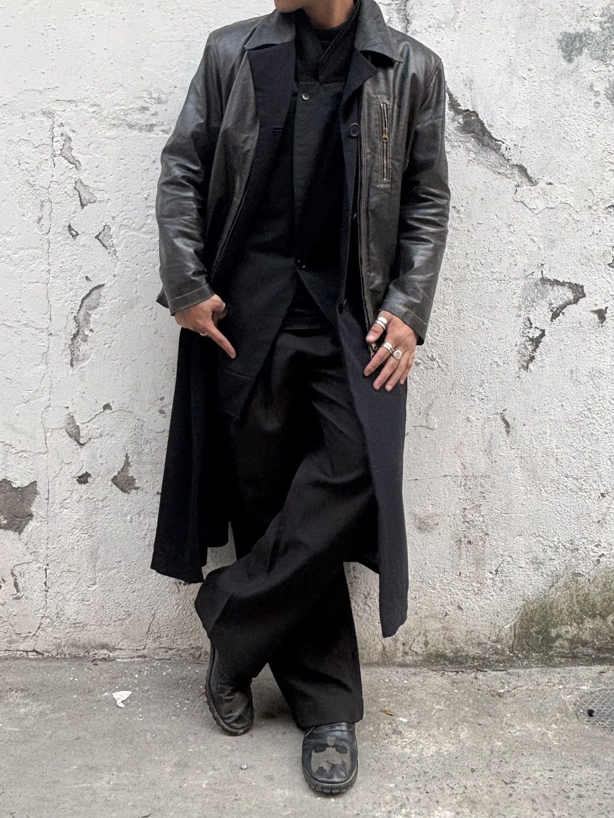 Yohji Yamamoto Yohji Yamamoto workshop 80s distressed leather collar coat Size US M / EU 48-50 / 2 - 2 Thumbnail