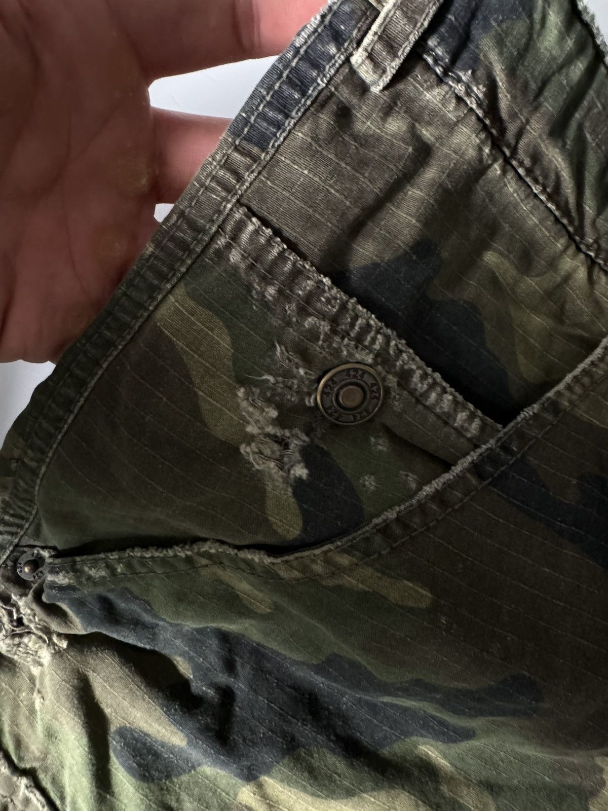 424 424 Camo Shorts Size US 35 - 8 Thumbnail