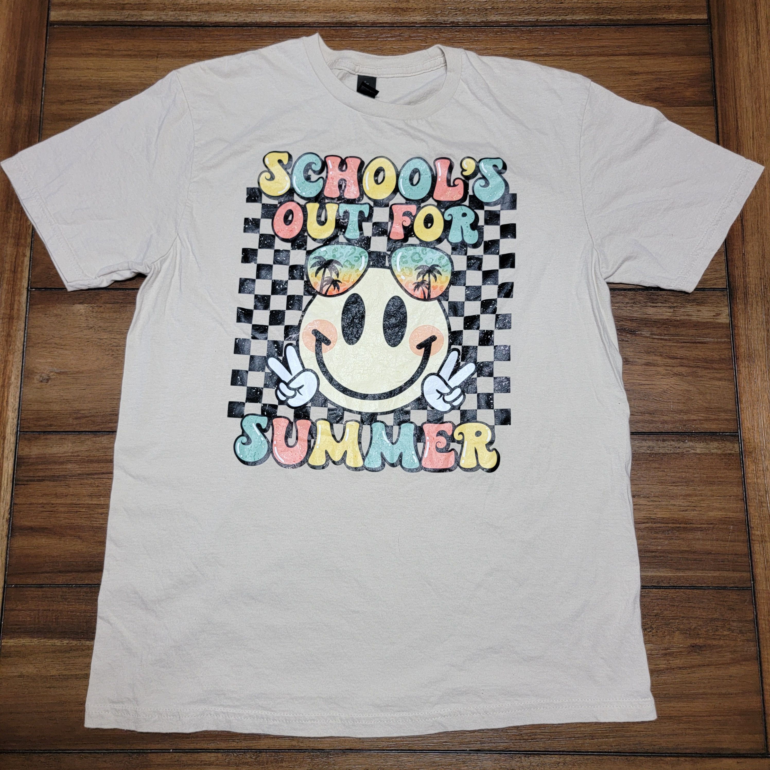 Gildan Gildan SS Unisex Tee "School's Out For Summer" - Size Medium Size US M / EU 48-50 / 2 - 1 Thumbnail