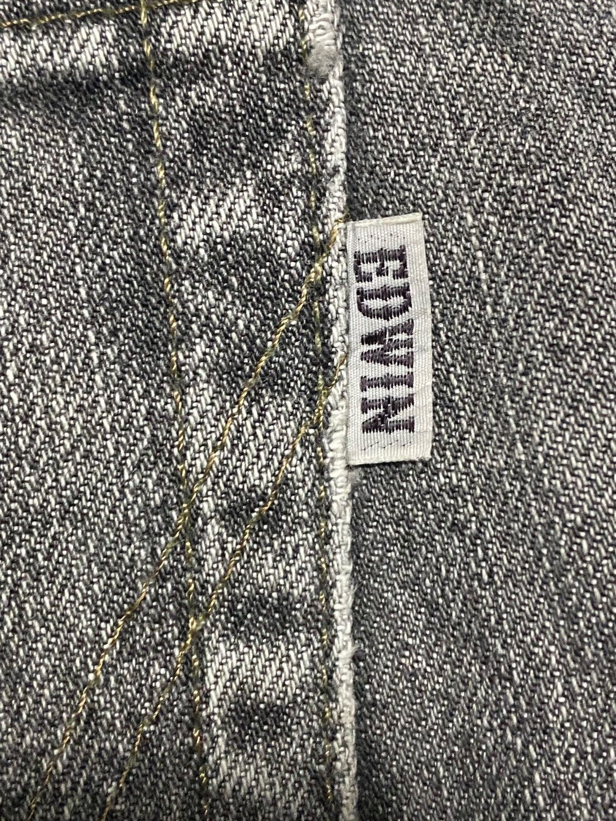 Japanese Brand Vintage Edwin 403 Black Denim Distressed Loose Jeans Size US 31 - 16 Thumbnail