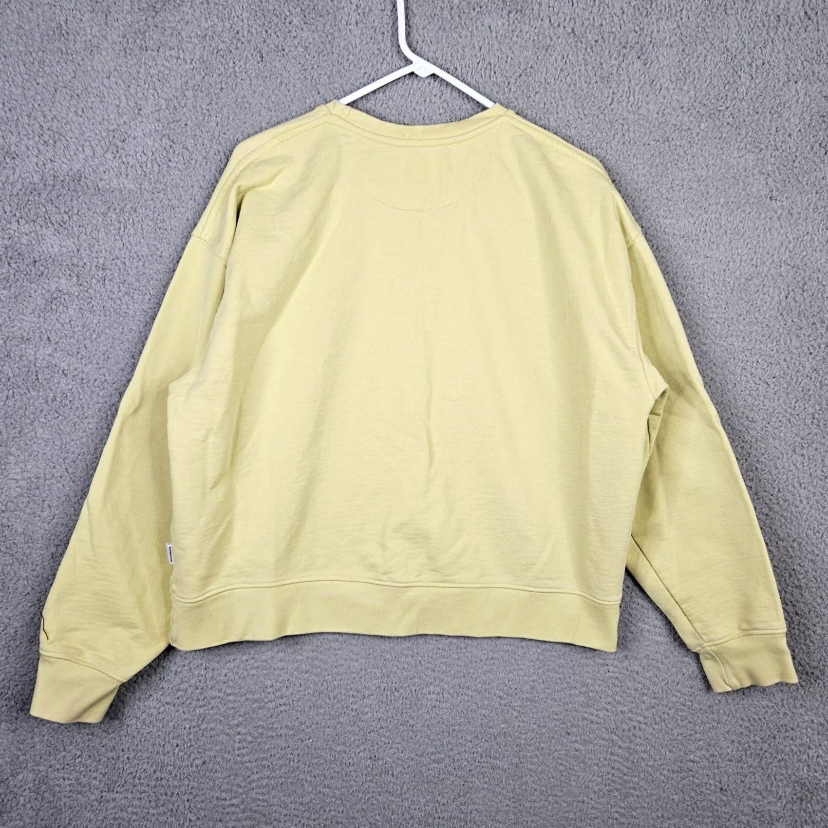 Vintage SATURDAYS NEW YORK CITY Women's Yellow Crew Neck Sweatshirt L Sweatshirt for Women Yellow Regular Size L Size L / US 10 / IT 46 - 2 Thumbnail