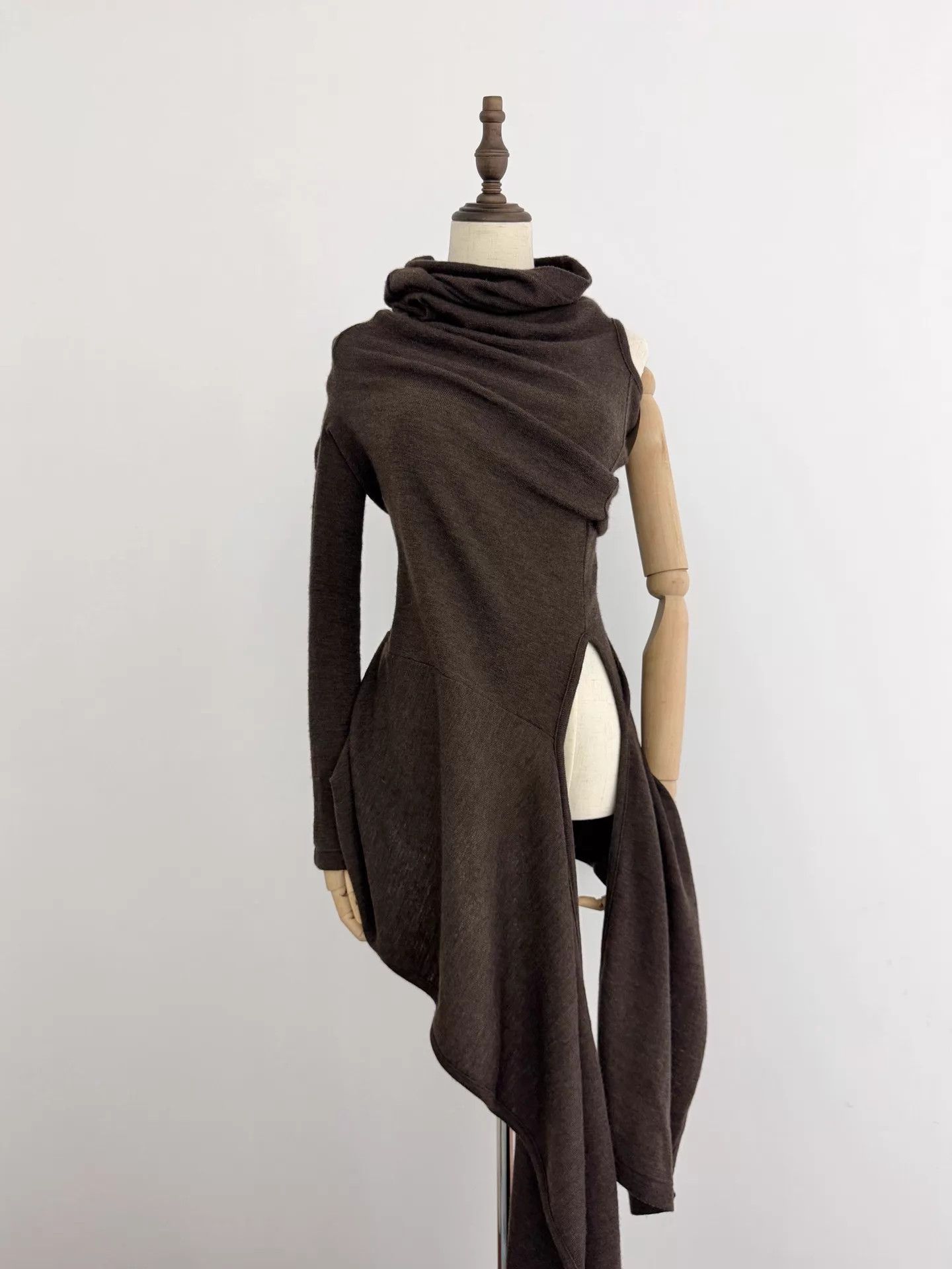 Y's Y's Chocolate Brown Irregular Two-Way Wool Top Size L / US 10 / IT 46 - 1 Thumbnail