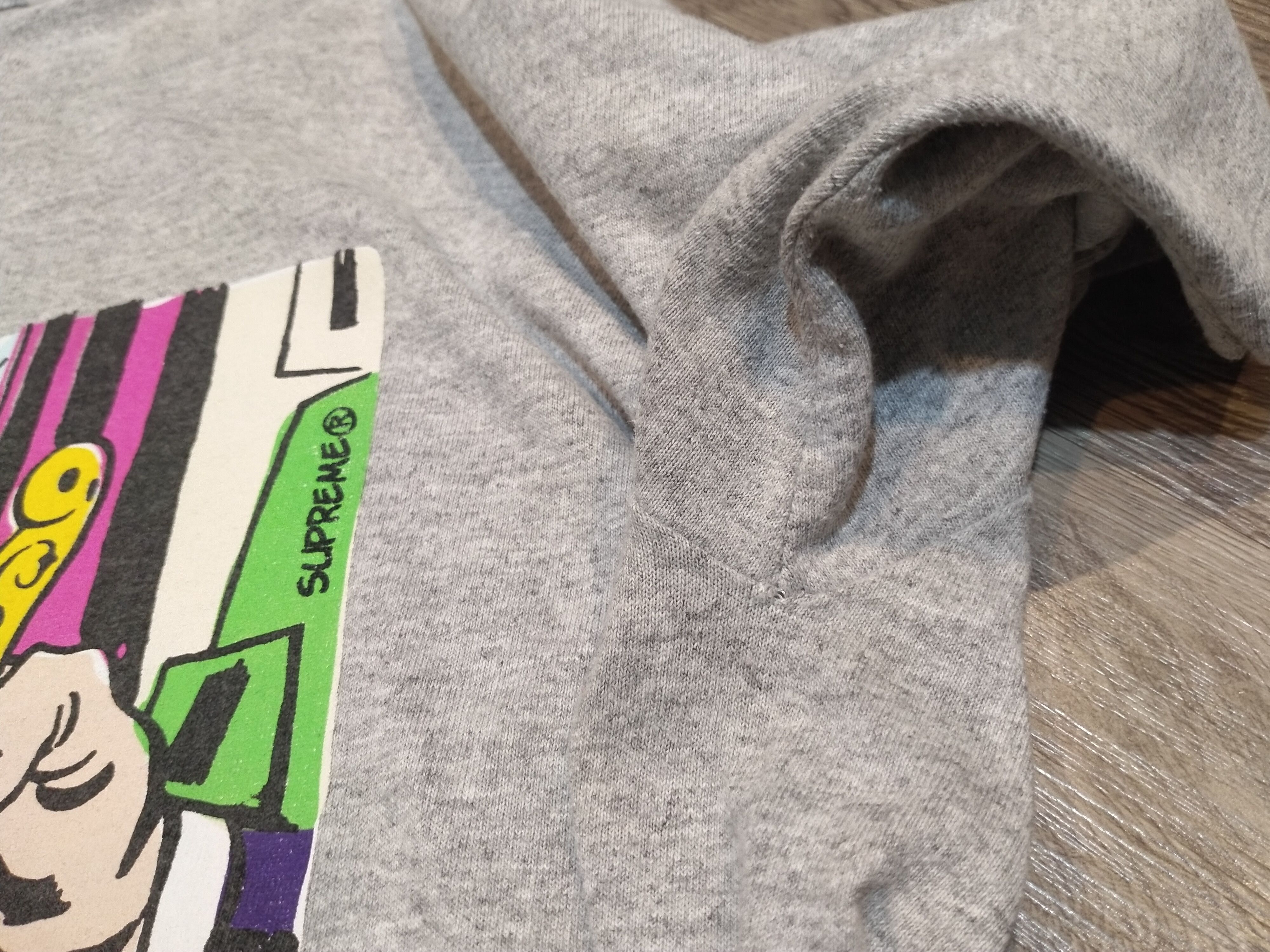Supreme Supreme FW09 Cant Trust Anyone Tee Size US M / EU 48-50 / 2 - 5 Thumbnail