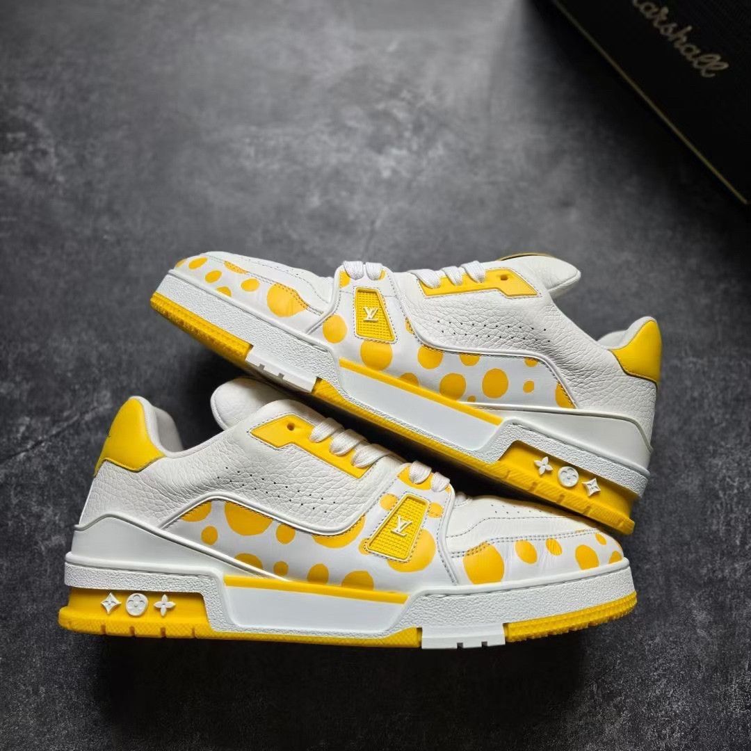 Louis Vuitton Louis Vuitton Training Yellow Lowtop Sneakers 9.5 Men Size US 9.5 / EU 42-43 - 1 Thumbnail