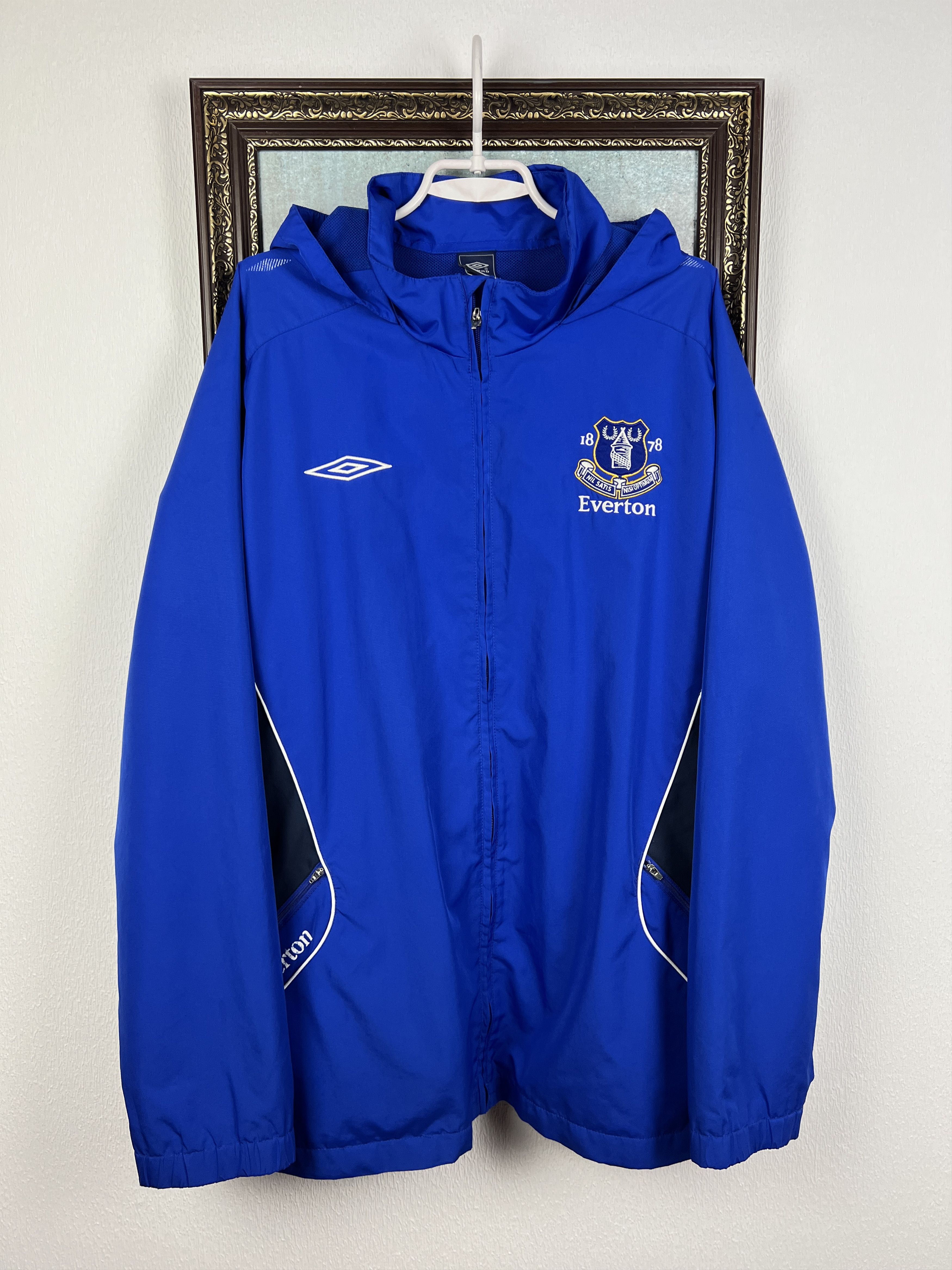 Umbro Vintage Umbro Everton Football Hooded Rain Jacket Track Top Size US XXL / EU 58 / 5 - 1 Thumbnail