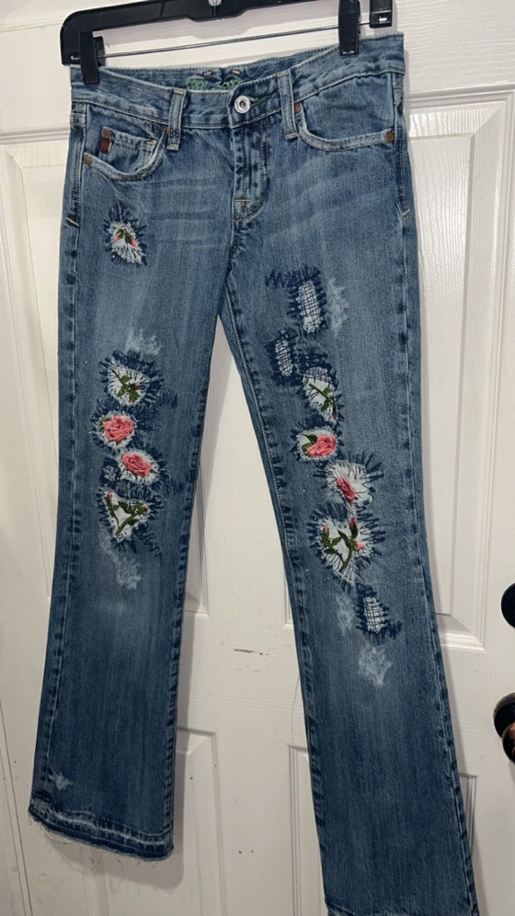 Miss Me Women's Miss Me Blue Boot Cut Jeans with Pink Floral Patches Size 27" / US 4 / IT 40 - 2 Thumbnail