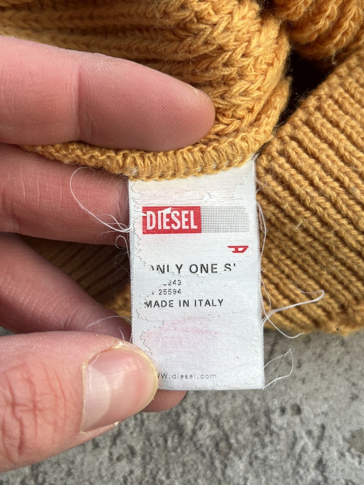 Diesel × Japanese Brand DIESEL Big Logo “D” Knitted Beanie Hat Y2K Japanese Size ONE SIZE - 6 Thumbnail
