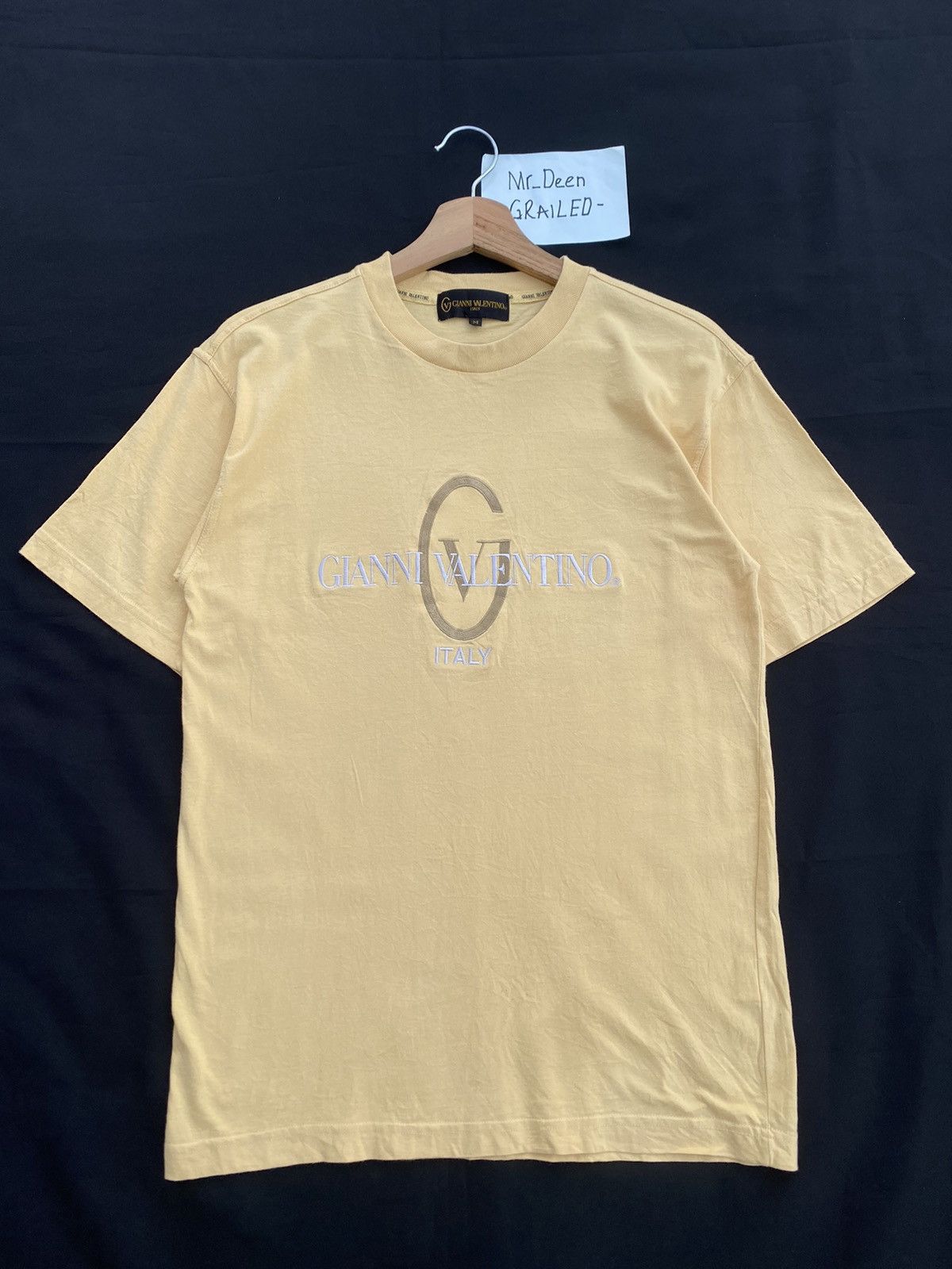 Gianni Valentino Rare Vintage 90s Gianni Valentino Spellout Tshirt Size US M / EU 48-50 / 2 - 2 Thumbnail