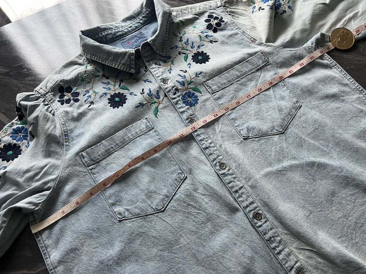 Lucky Brand Lucky Brand : Denim Shirt Flower Embroidered Size US XL / EU 56 / 4 - 13 Thumbnail