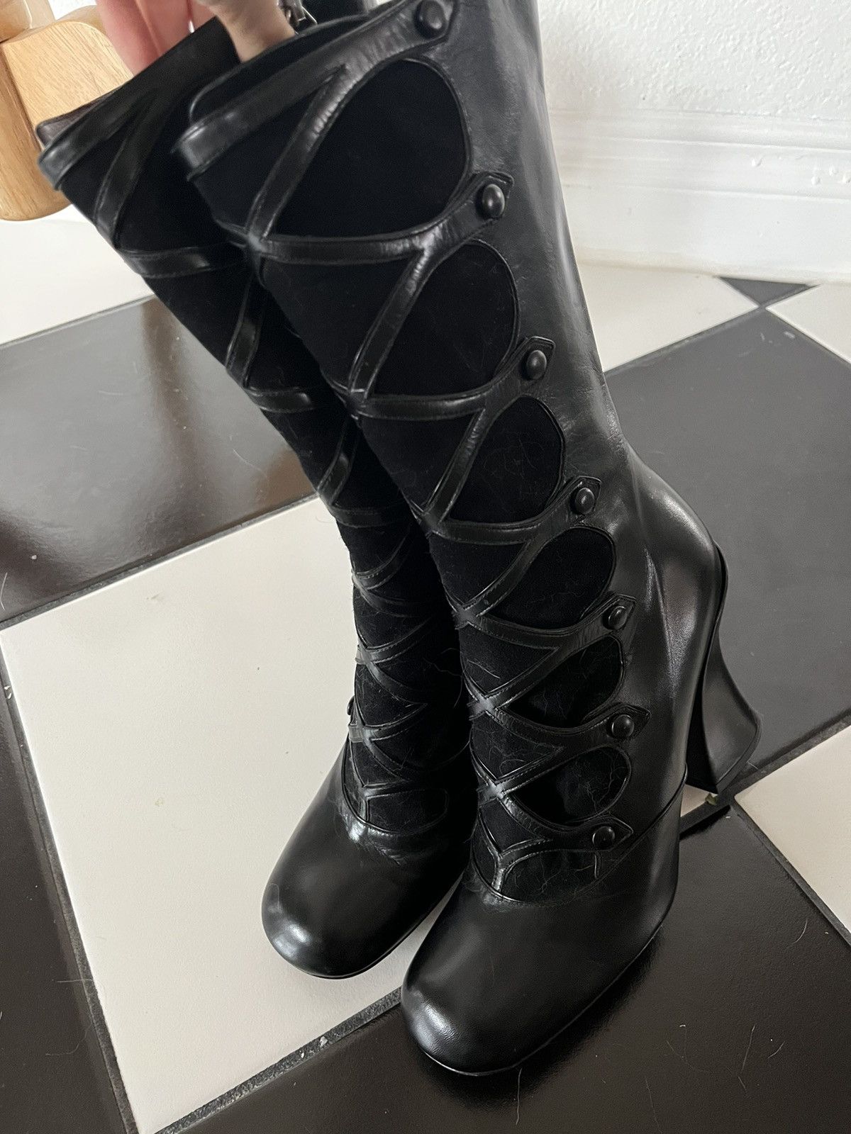 Marc Jacobs marc jacobs cut out effect boots Size US 7 / IT 37 - 2 Thumbnail