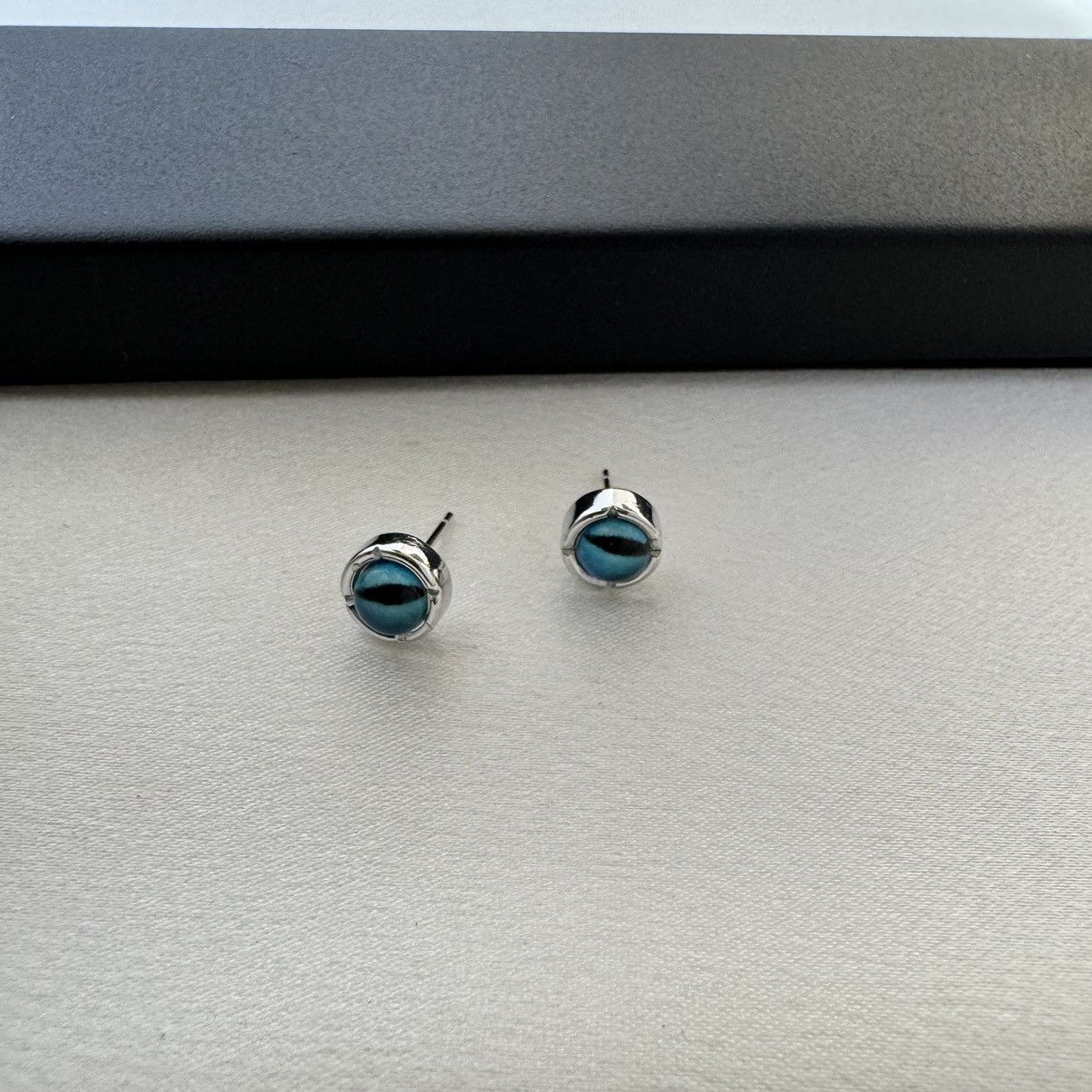 Other 8mm Small Eagle Eyes Stud Earrings for Men Women Size ONE SIZE - 2 Thumbnail