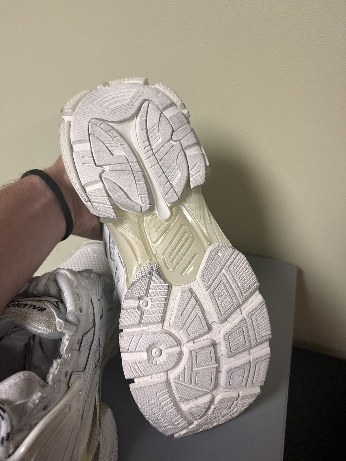Balenciaga Balenciaga White Runner 42 Size US 9 / EU 42 - 8 Thumbnail