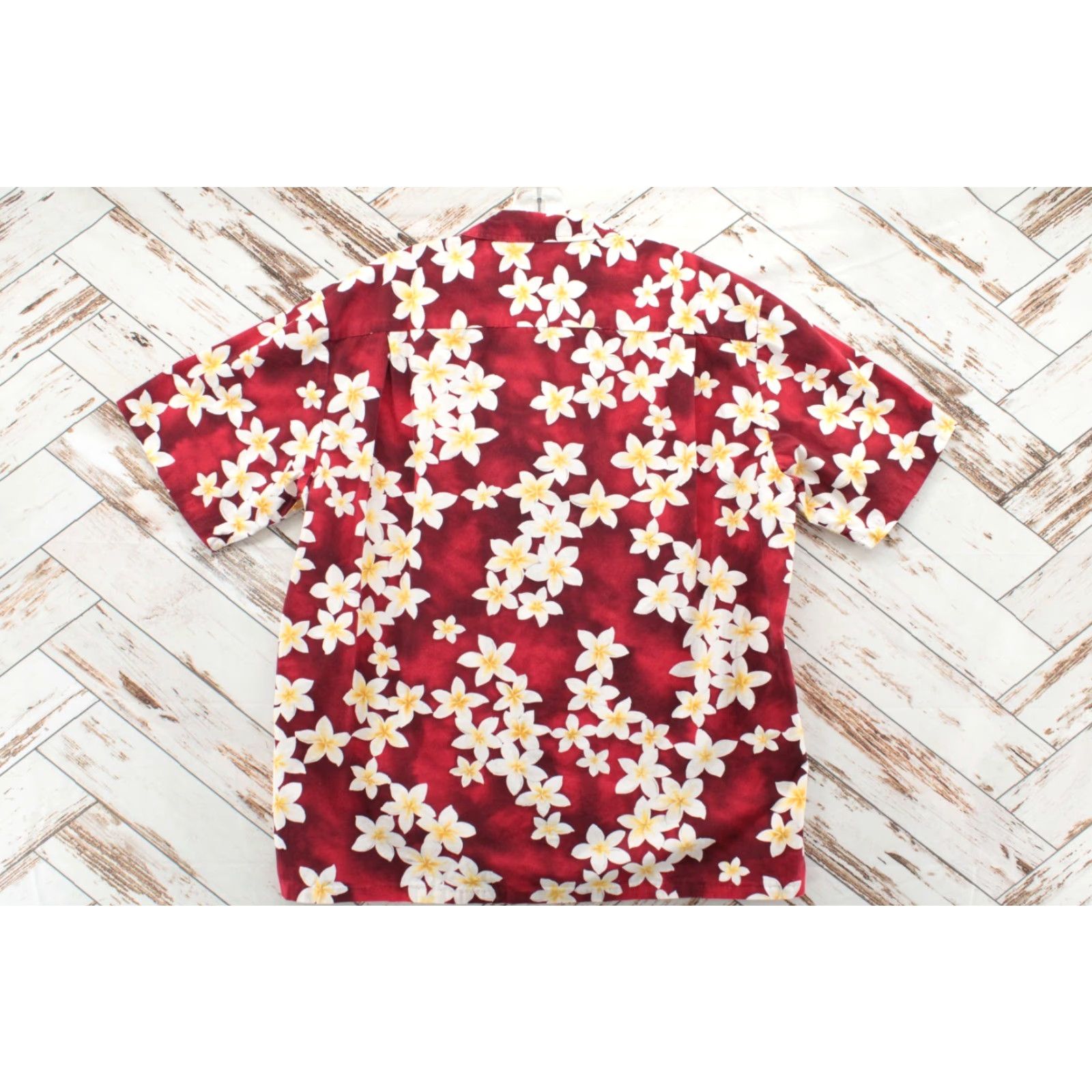 Vintage VINTAGE Royal Creations Camp Shirt Men XL Red Floral Short Sleeve Aloha Hawaiian Beach 70s 80s Mens Size US XL / EU 56 / 4 - 3 Thumbnail