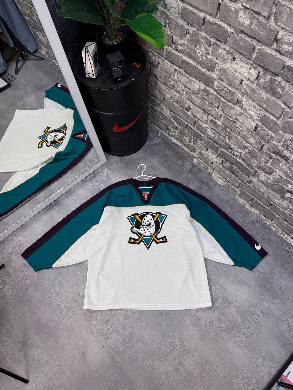 Nike Vintage Nike Anaheim Ducks Jersey Ice Hockey Size L Size US L / EU 52-54 / 3 - 1 Thumbnail