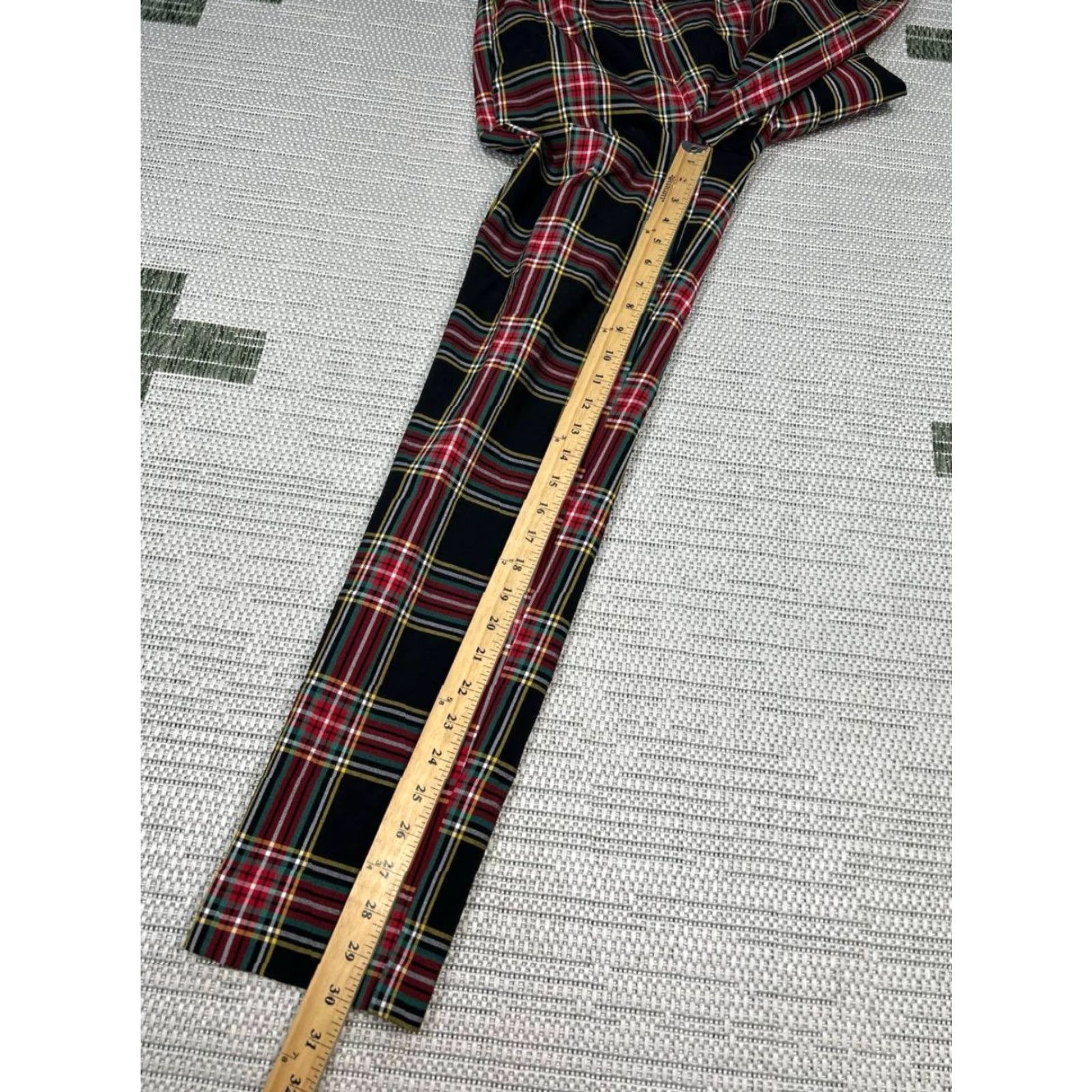 J.Crew VINTAGE J. Crew Pants Womens 2 Ruby Full Length Black Red Plaid Slim Fit New Size 26" / US 2 / IT 38 - 2 Thumbnail