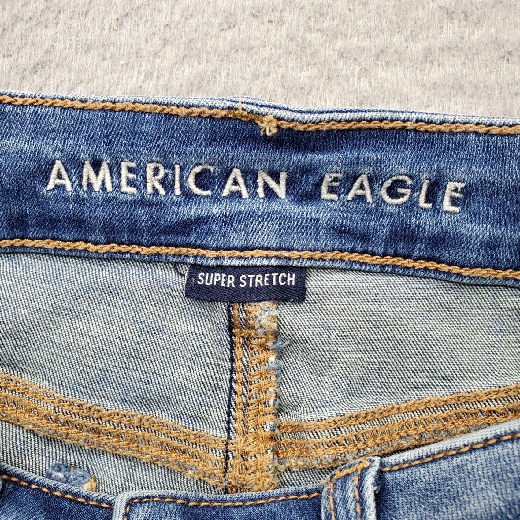 American Eagle Outfitters American Eagle Shorts Women's 2 Blue Stretch Distressed Frayed Hem 4-Button Fly Size 26" / US 2 / IT 38 - 7 Thumbnail