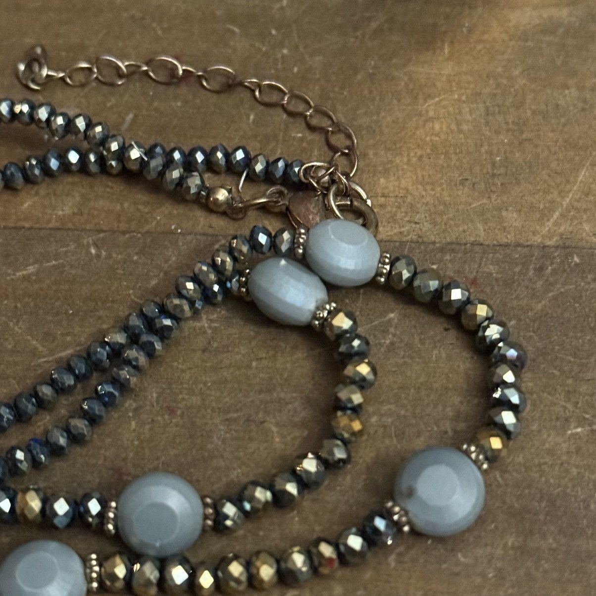 Other Long iridescent bead hammered pendant necklace Size ONE SIZE - 7 Thumbnail