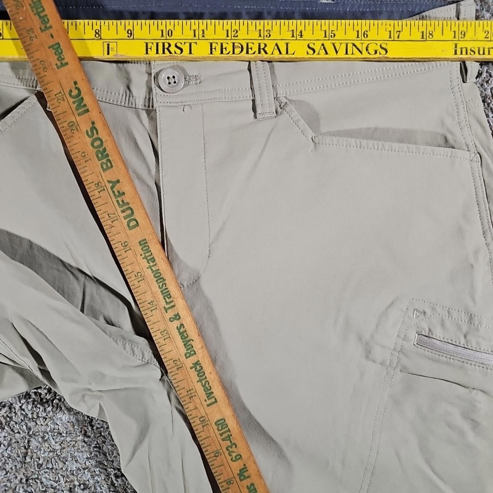 Eddie Bauer Eddie Bauer Cargo Shorts 38 First Ascent Hiking Nylon Size US 38 / EU 54 - 5 Thumbnail