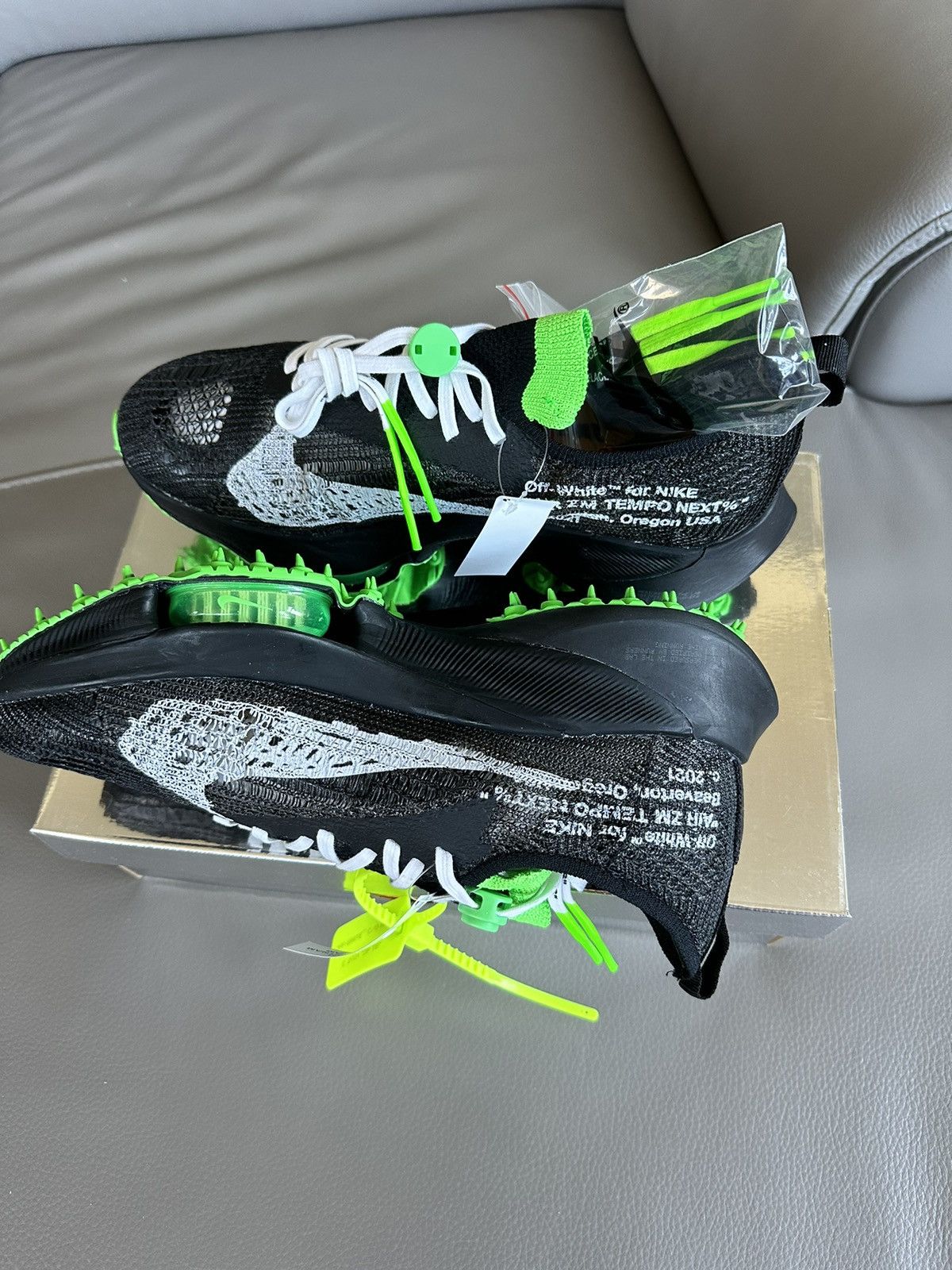 Nike × Off-White Off-White x Nike Air Zoom Tempo Next% Scream Green Size 10 Size US 10 / EU 43 - 5 Thumbnail