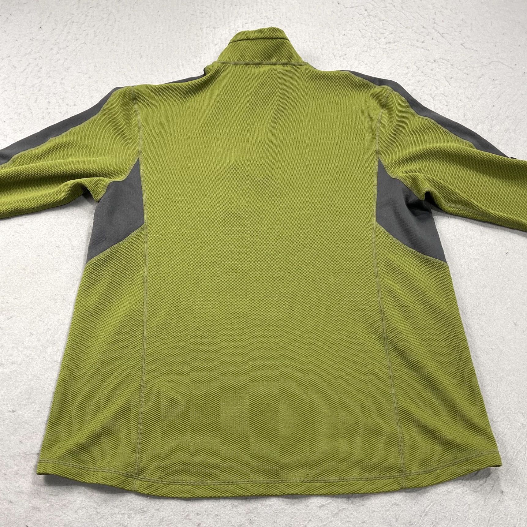 Nike VINTAGE Nike ACG Jacket Mens XL Green Gray Outdoor Hiking 1/4 Zip Pullover Body Paraphrase? Size US XL / EU 56 / 4 - 6 Thumbnail