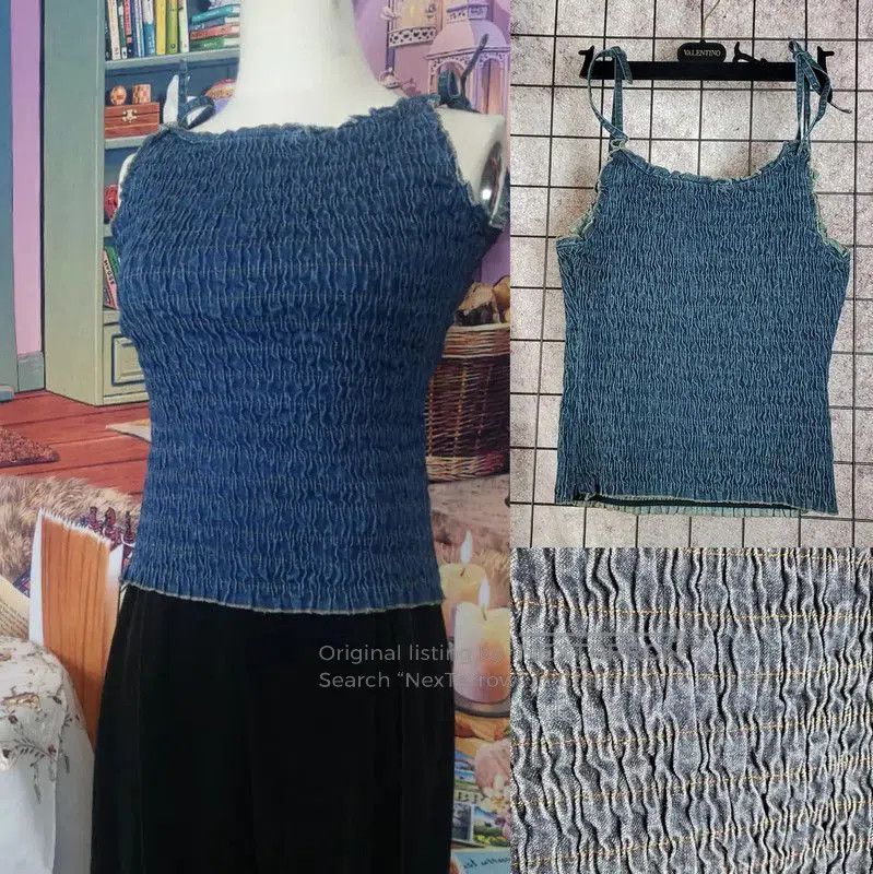 Burberry Burberry Summer Blue Ruffled Sleeveless Top. Size M / US 6-8 / IT 42-44 - 1 Thumbnail